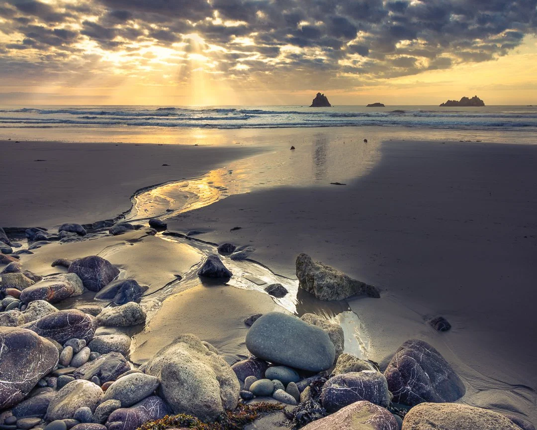 The Bay in Focus (1) - Landscapes of Hawke&rsquo;s Bay, bathed in golden light, softened by drifting mist, and alive with ever-changing moods.

This series celebrates the beauty of our region, and you can experience it in person during Fotofest 2025 