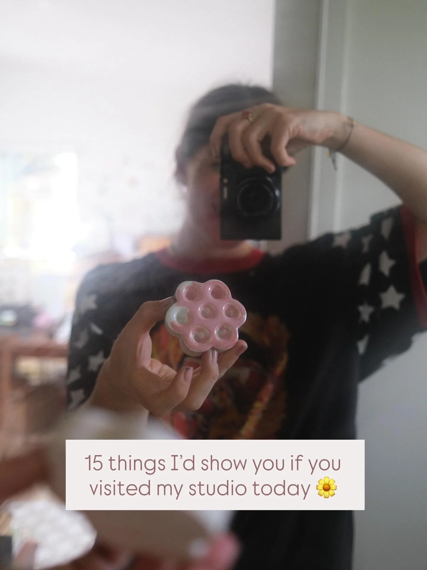 Come look around your favourite watercolour paint HQ on this fine Monday 🫶🏻 

#paintmaker #artstudio #artistsofinstagram #watercolourpaint #handmade