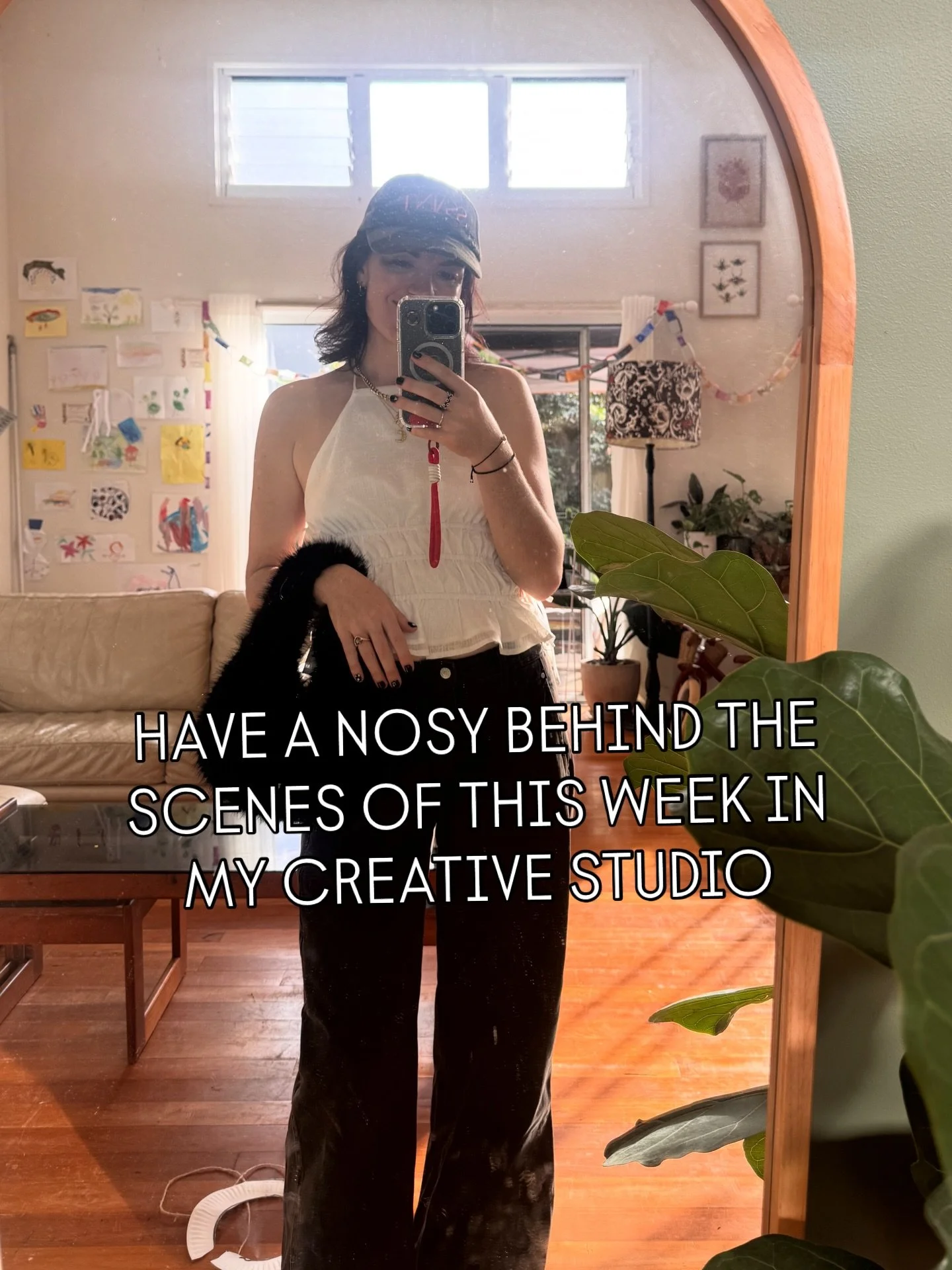 Just a girl playing with colour and handcrafting all day everyday 🙃 if you could spend a day in the studio with me, what would you most wanna do?