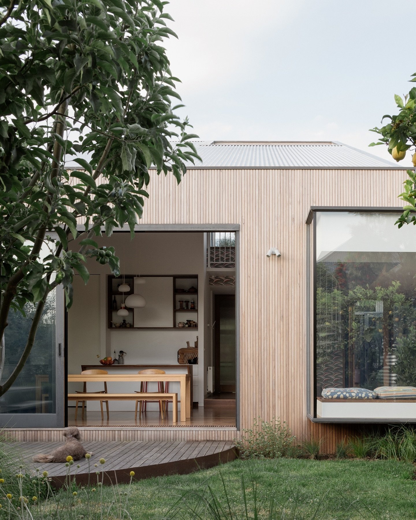 | Barry | 

Underneath the surface lies a challenging structural steel skeleton, all of which was fabricated in house. With some posts over 7 metres and some weighing close to half a tonne, the limited site access forced some creative thinking during