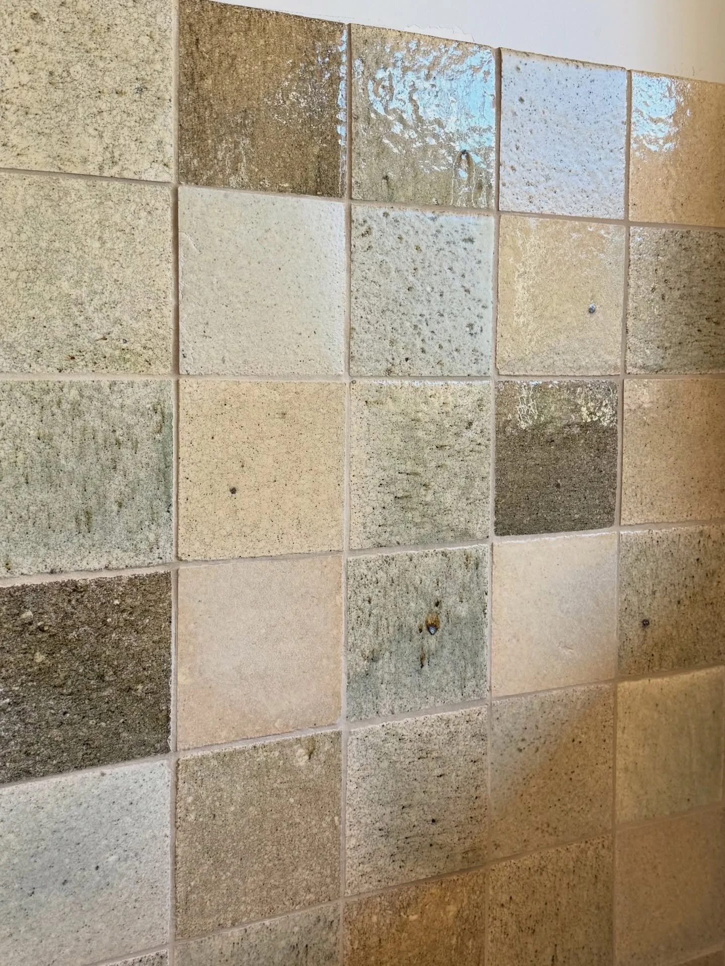 Another peek at one of my favourite elements at Project Yackandandah House 🌿

These handmade Zellige tiles are each completely unique, with tones that hint of the earth, sand and trees - it&rsquo;s hard not to fall in love with them. 

A key ingredi