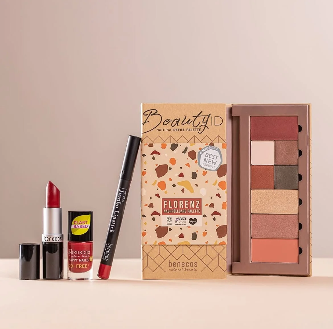 Benecos red lips and nails plus Beauty ID Palette Florence (made from cardboard and refillable) and you&rsquo;re good to go! 💋

10% discount on all products 
Shop online @ www.holisticskincare.com.au

#affordablemakeup #naturalmakeup #vegan #foundat