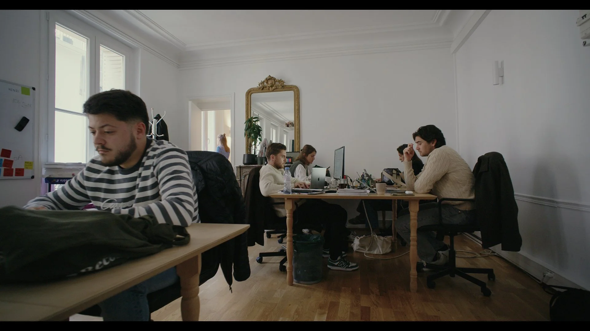 little-worker-paris-renaud-stills_1.26.1.jpg