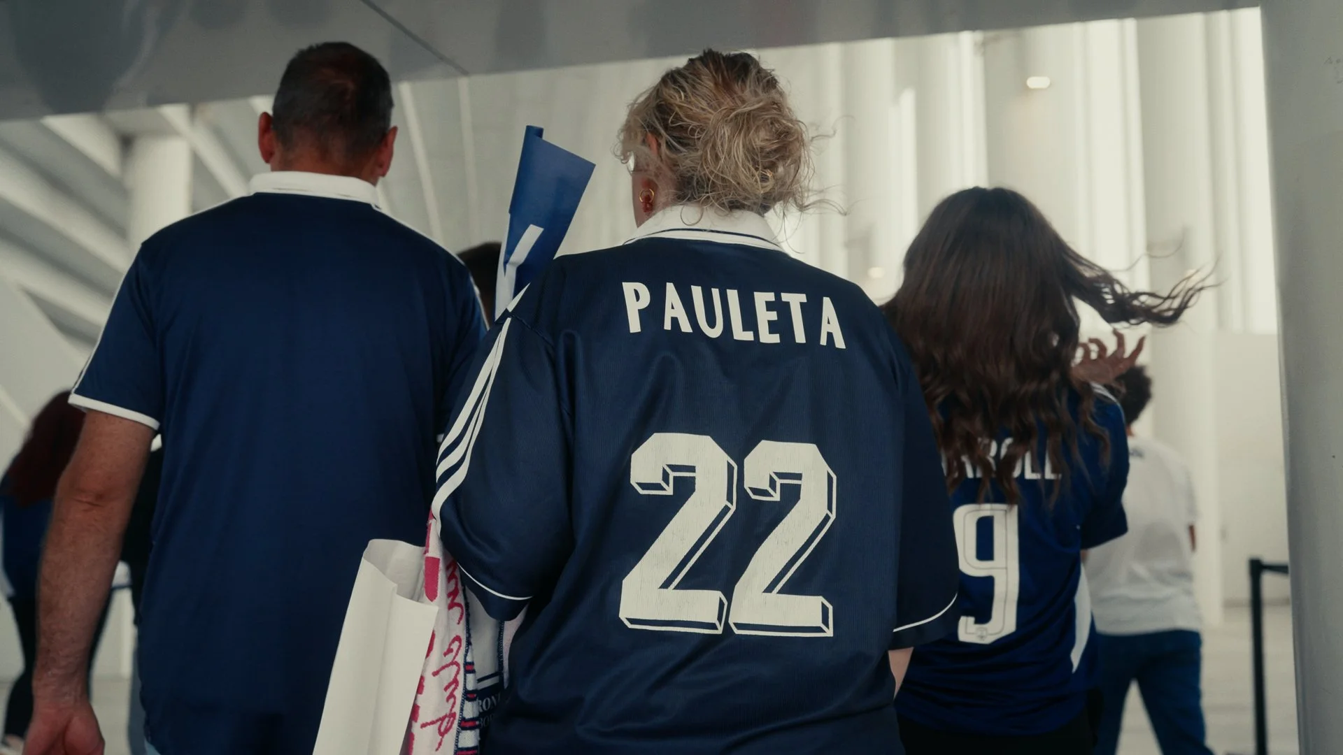 meyva-mat-in-bat-girondins-stills-light-3.jpg
