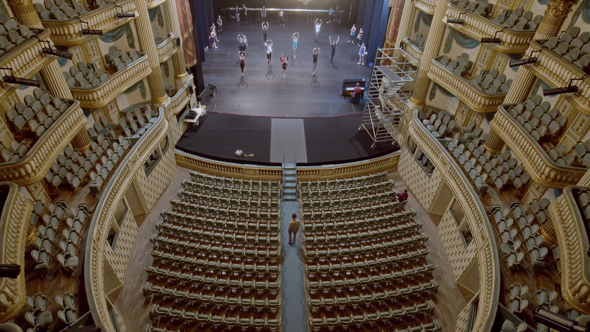 pascaline-di-fazio-danseuse-classique-opera-de-bordeaux-et-si-c-etait-possible-theo-robache_1.1.29.jpg