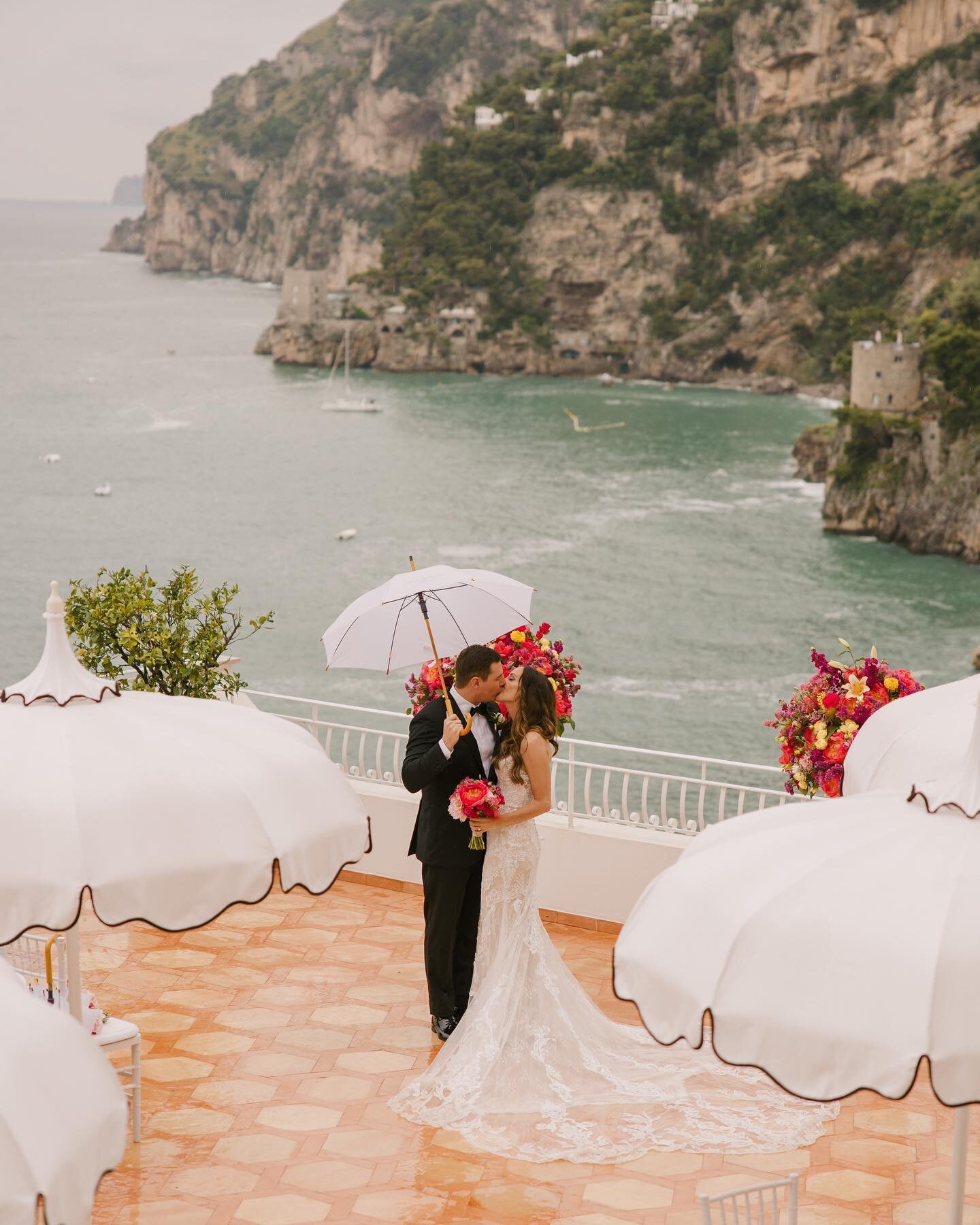 Kevin &amp; Morgan🤍 

Thank you for bringing us along to the dreamiest place on earth to celebrate your love🥰🌸🇮🇹 

#tampaweddingphotographer #positanowedding #positanoweddingphotographer #amalficoastwedding #italianweddingphotographer #tuscanywe