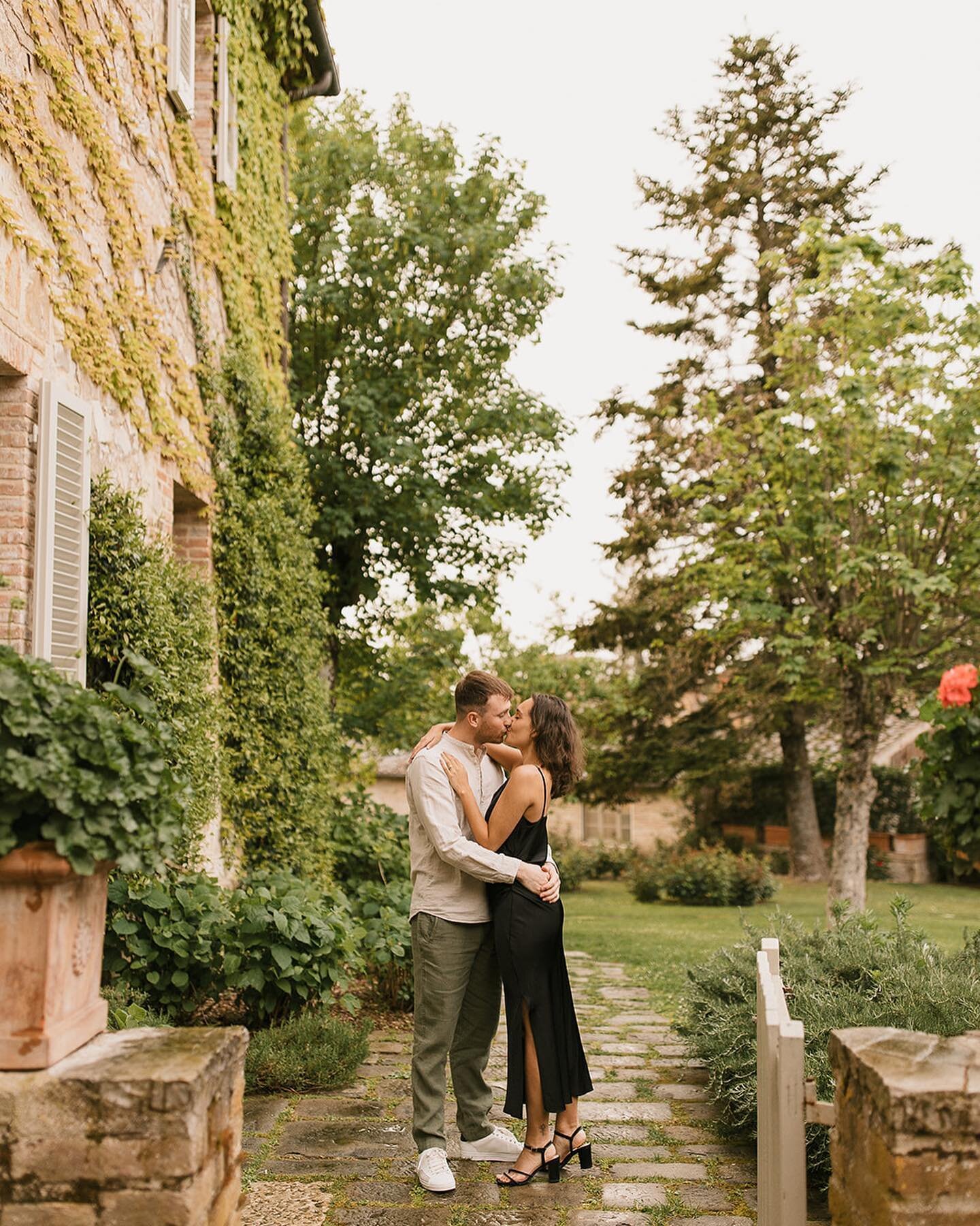 While we were in Tuscany we met Naomi &amp; Justin, they had just gotten engaged that day and of course we had to do a few engagement photos😍 It started raining but we made the most of it because it was just so magical! We are so happy we met you an