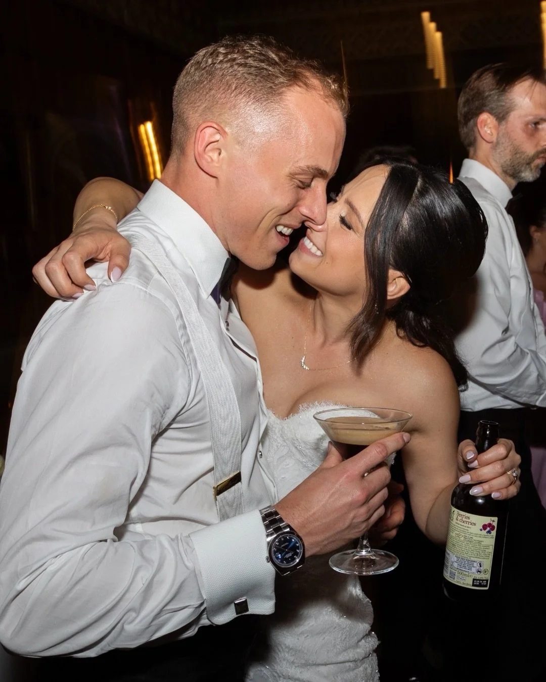 So ready for party season! Made me remember this epic evening reception for Alicia and Chris at the stunning Kings Cambridge University with an incredible first dance, emotional Son and Mother dance and a memorable Daughter and Mother dance to the Gi