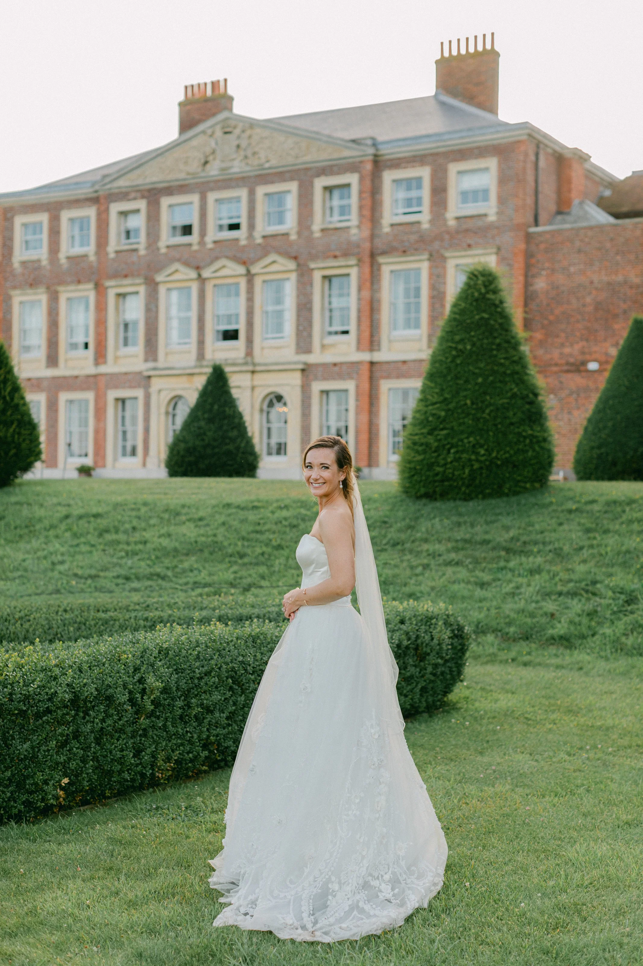 GOODNESTONE PARK WEDDING- A FINE ART WEDDING VENUE IN THE HEART OF KENT