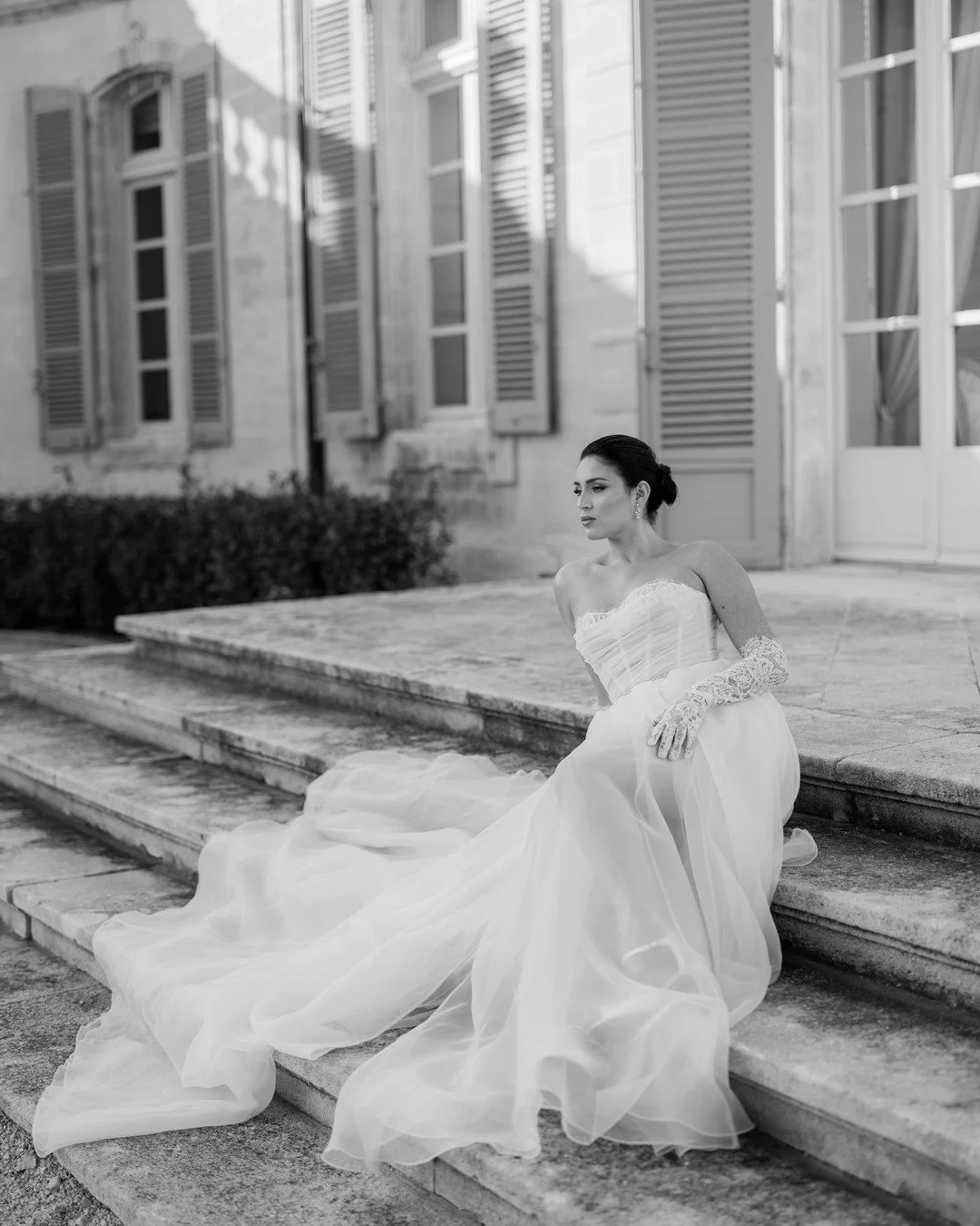 Making people feel comfortable in front of the camera is honestly one of my favourite parts of this job. Most couples arrive telling me they&rsquo;re &ldquo;awkward&rdquo; or &ldquo;not photogenic&rdquo;&hellip; and then 10 minutes later we&rsquo;re 