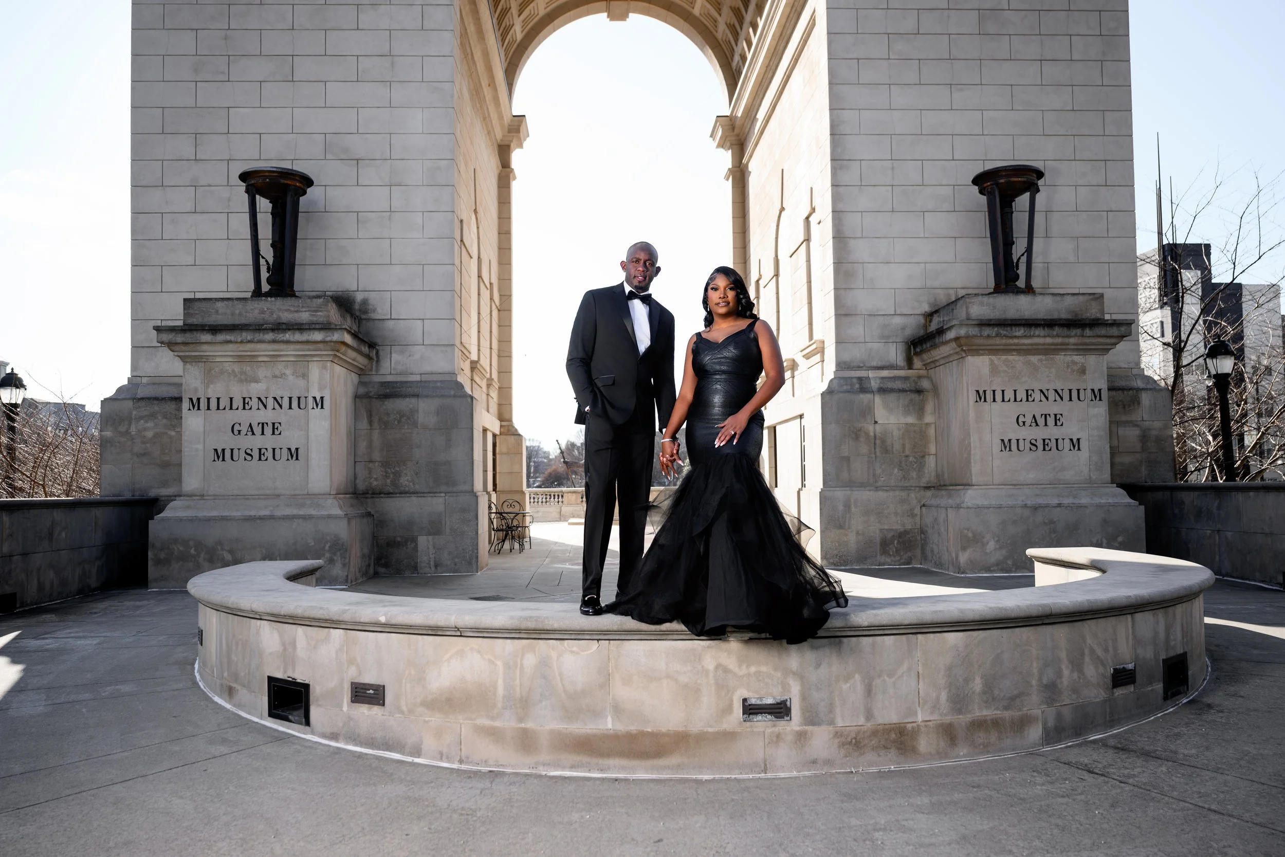 millennium-gate-museum-atlanta-engagement-session-arch-wide-shot.jpg