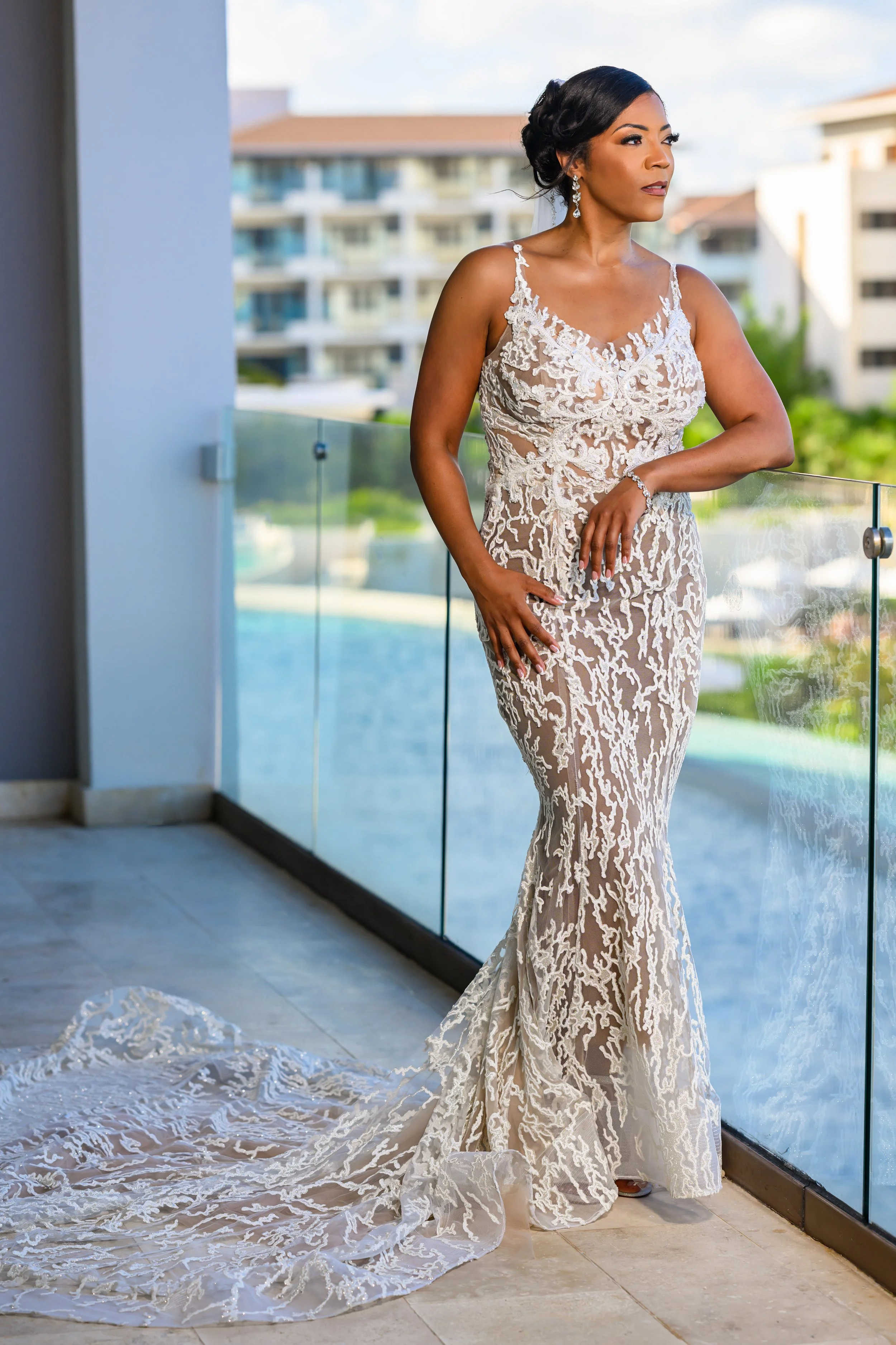 Full-length bridal portrait of Tekla before her Cancun destination wedding.