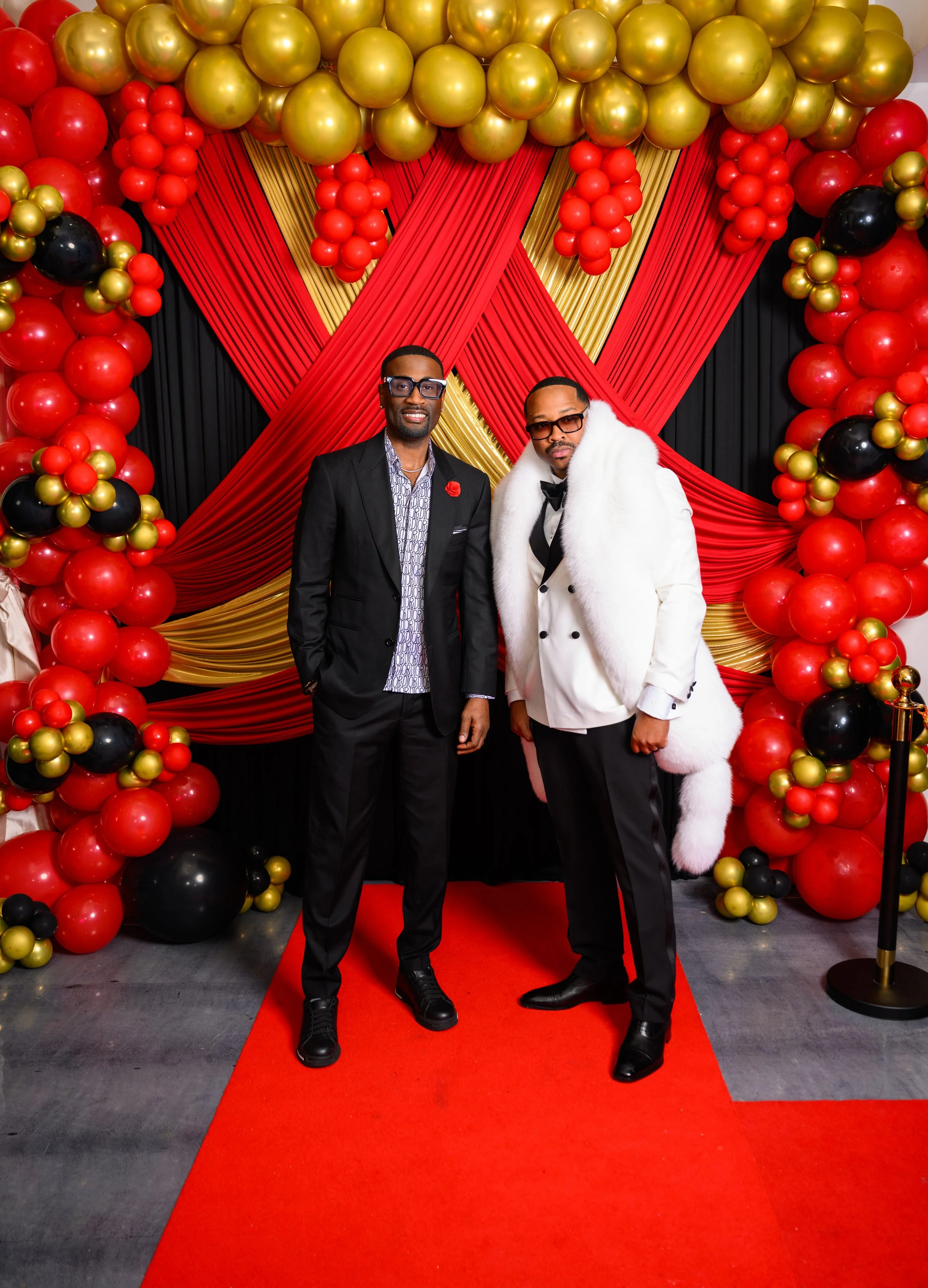 Warren with Q Parker of R&B group 112 on the red carpet during Warren’s 50th birthday celebration in Atlanta.