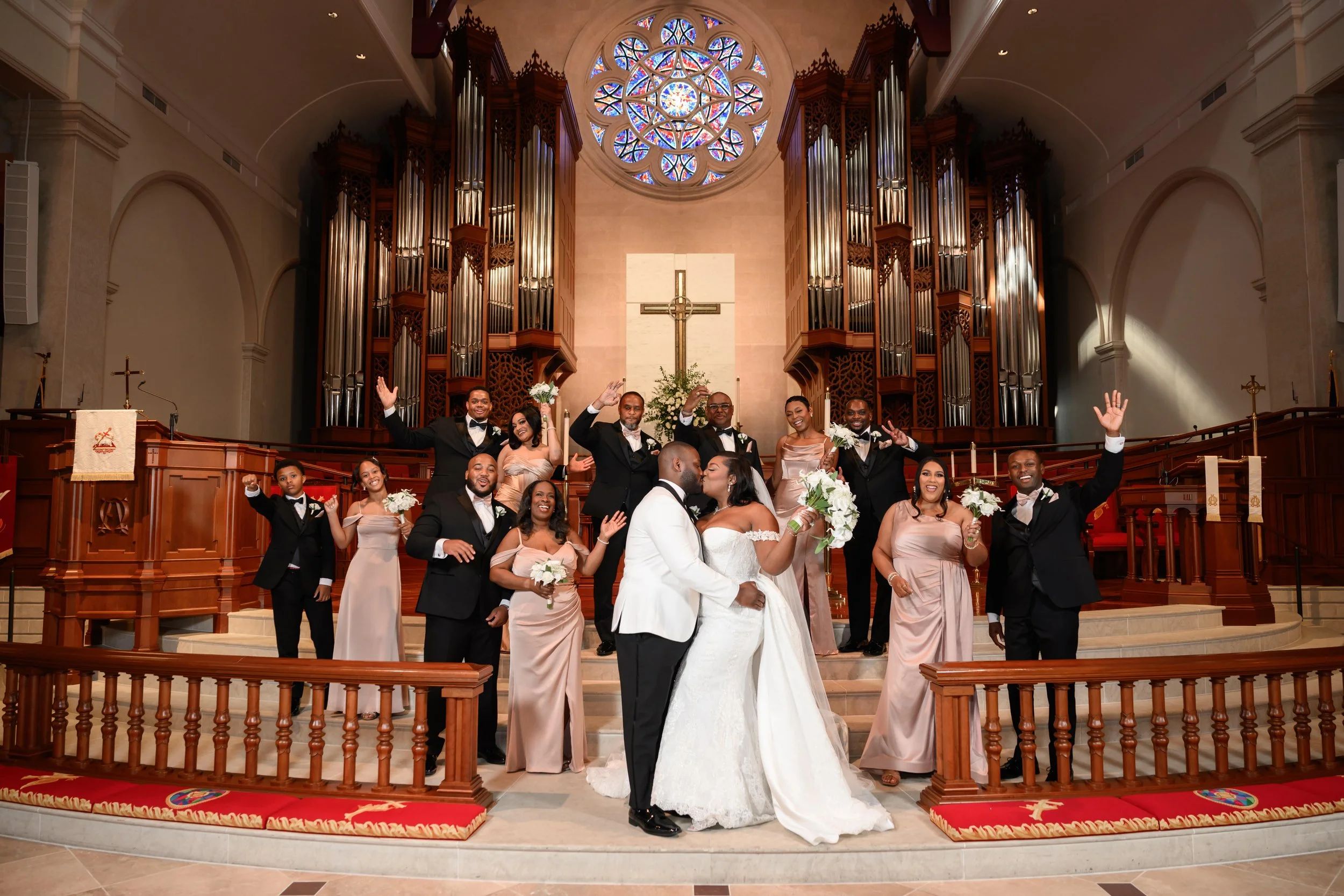 atlanta-wedding-party-church-portrait.jpg