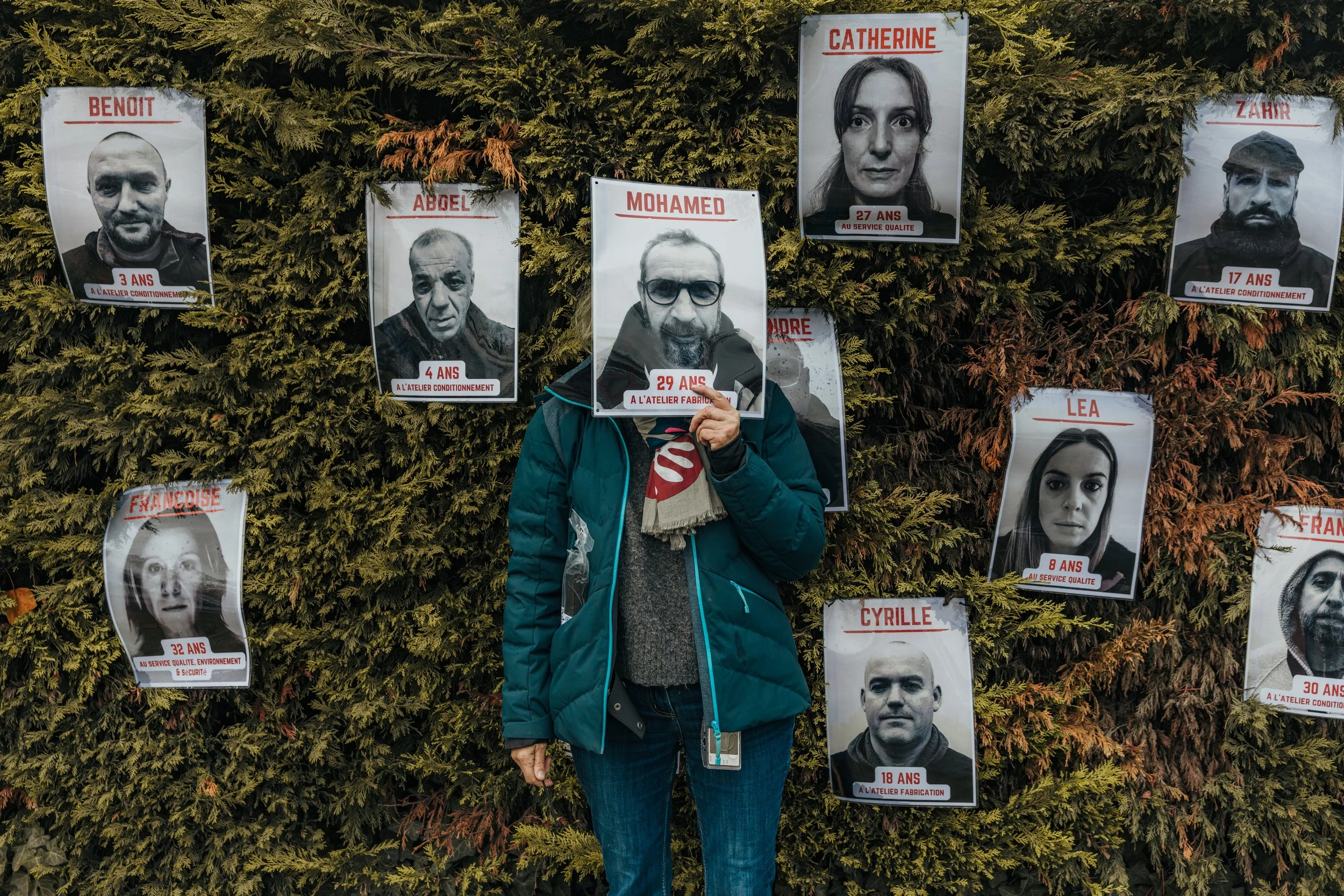 En 2025 le groupe le groupe Carslberg a annoncé la fermeture de l'usine Teisseire à Crolles, Isère, ainsi que la suppression de plus de 200 postes