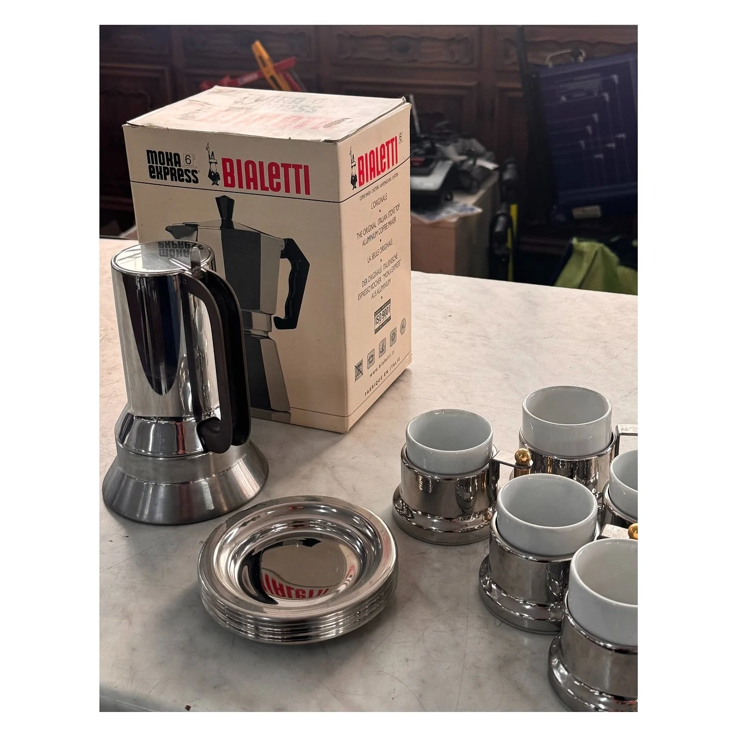 A glorious few days in Turin seeing family, celebrating my Nonna turning 100, sourcing and collecting stock, copious cappuccino stops and an incredible visit to the head office of @caffevergnano1882 to see where my favourite coffee is made (exciting