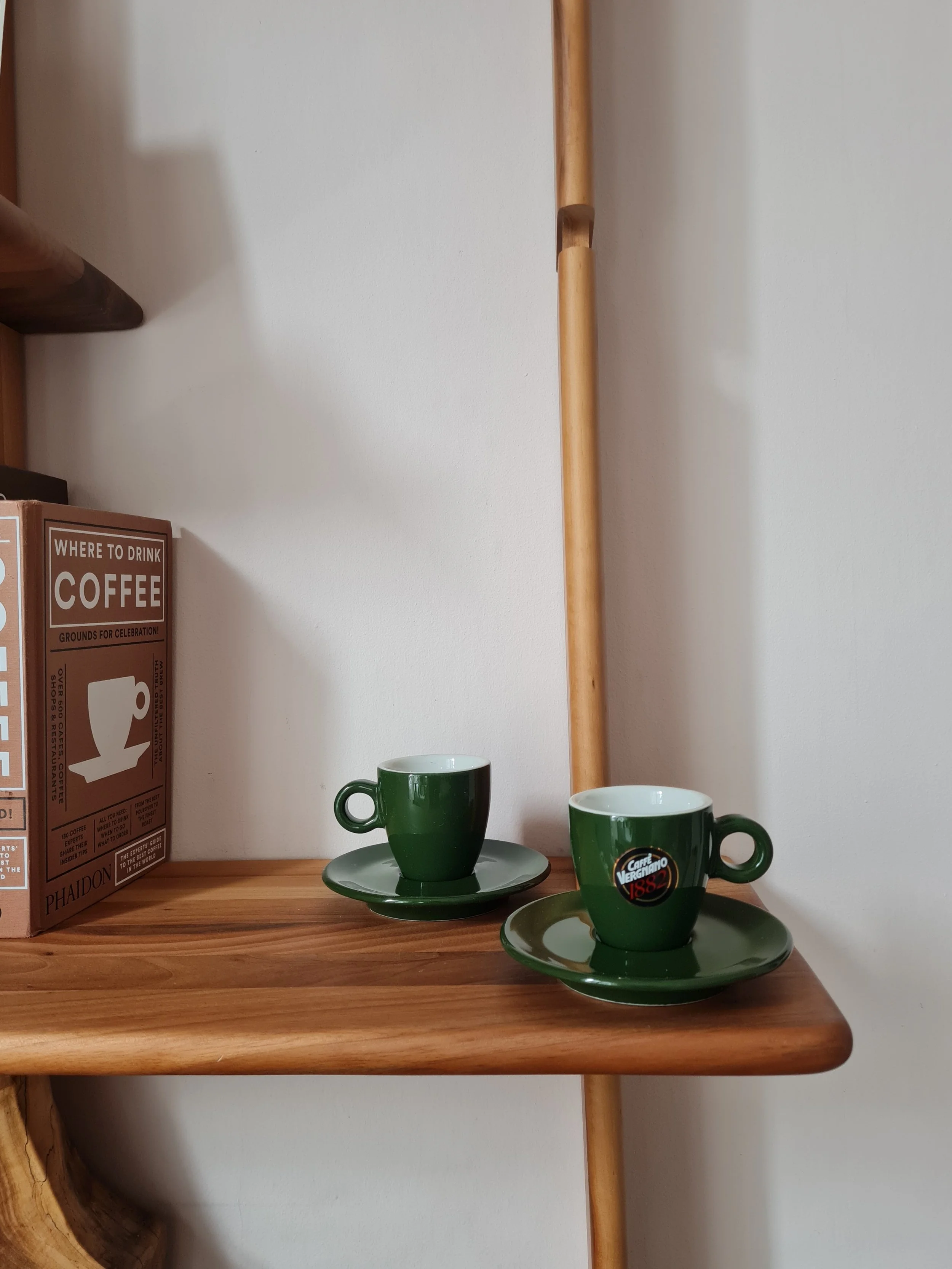 Rare Caffè Vergnano Espresso Cup Set in Forest Green