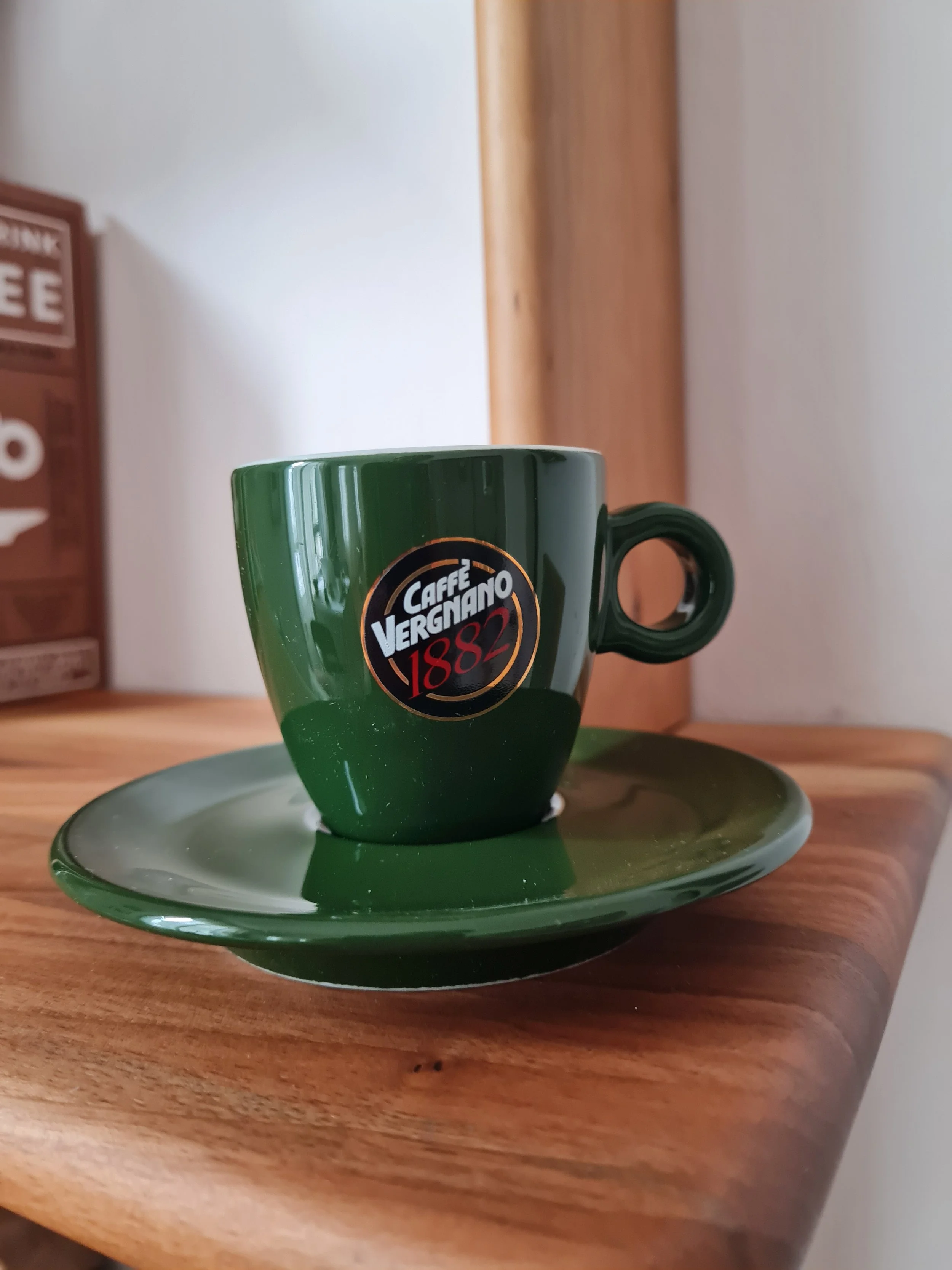 Rare Caffè Vergnano Espresso Cup Set in Forest Green