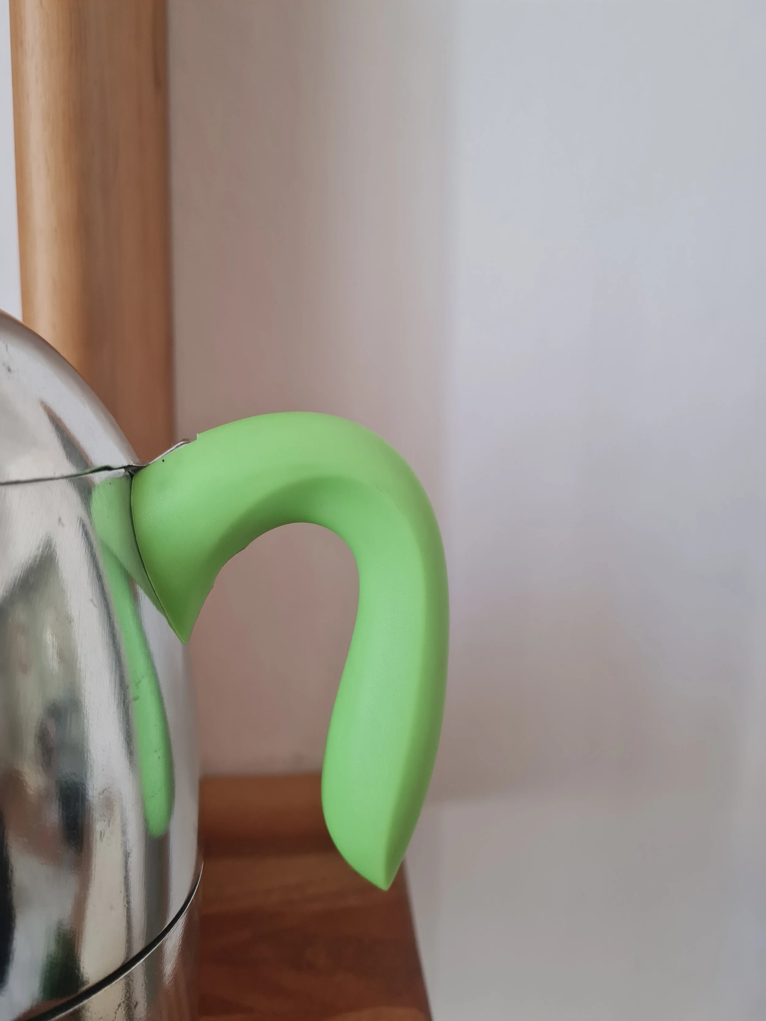 Vintage Guzzini Zaza 3 Cup Moka Pot in Green