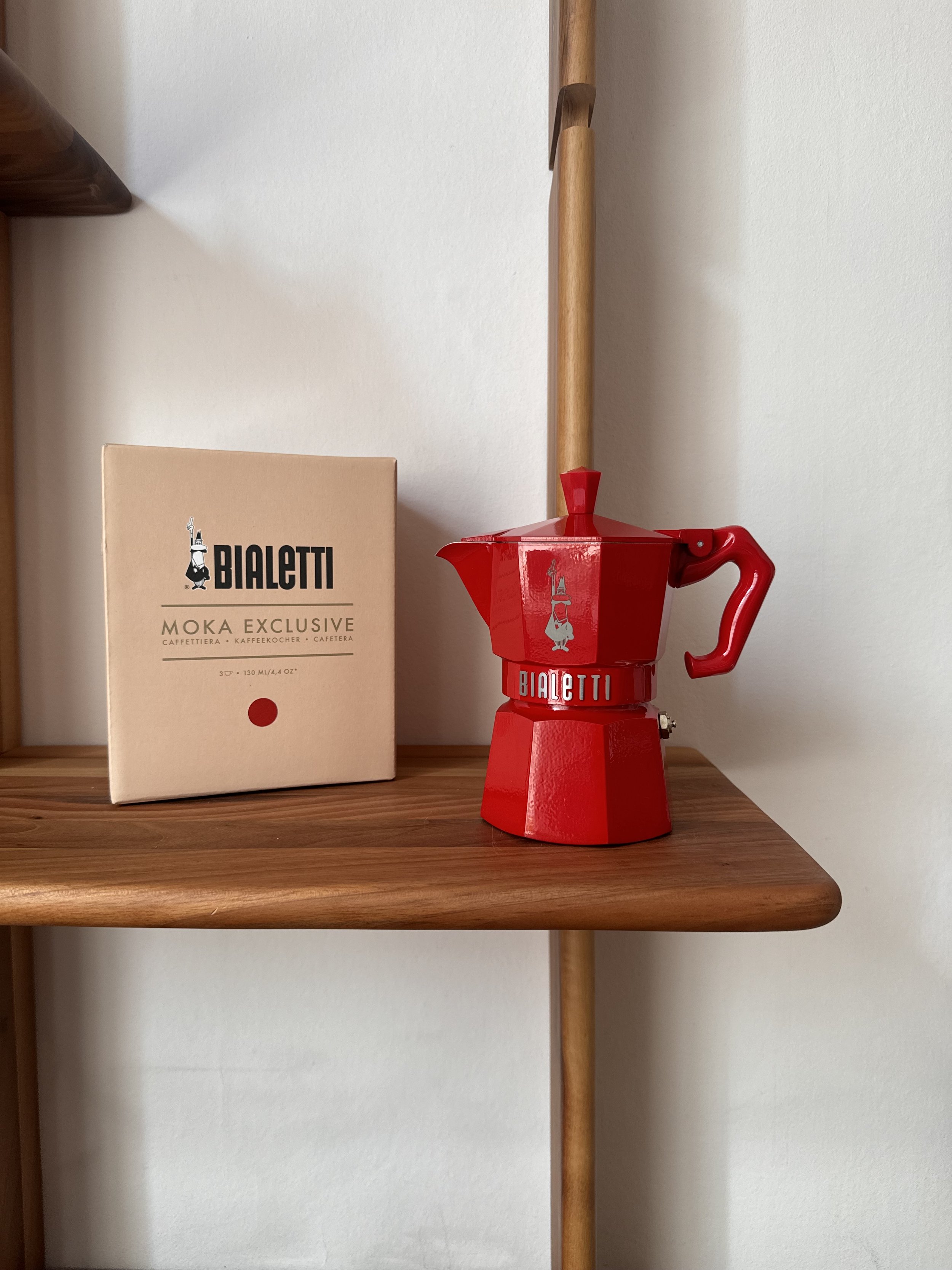 Bialetti Moka Express Exclusive Moka Stovetop Espresso Pot - Red