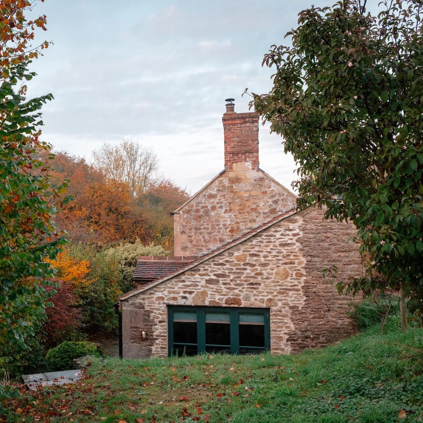 SOMERSET COTTAGE