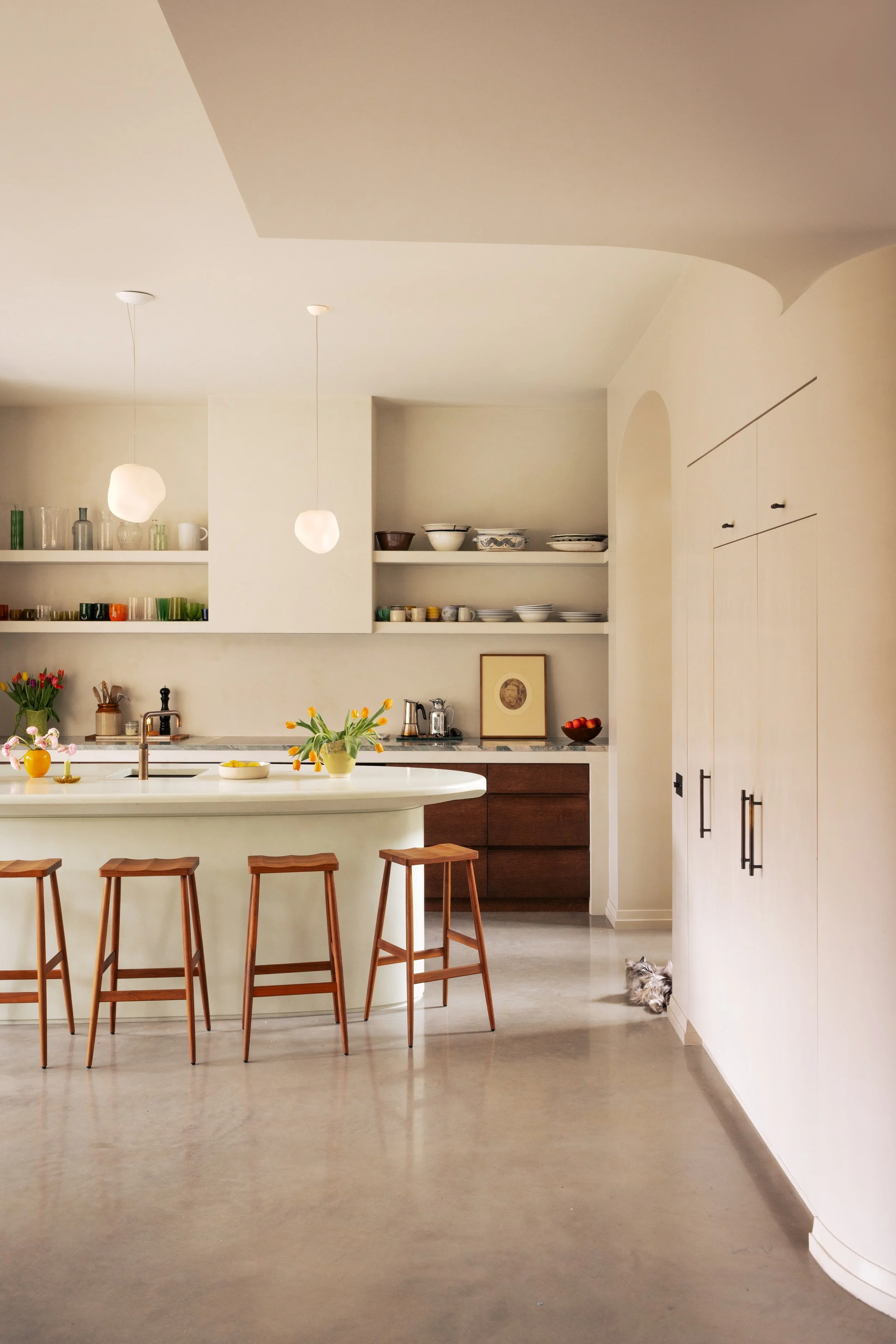 Home renovation company project in Chiswick, London, featuring bespoke residential architecture and contemporary kitchen design
