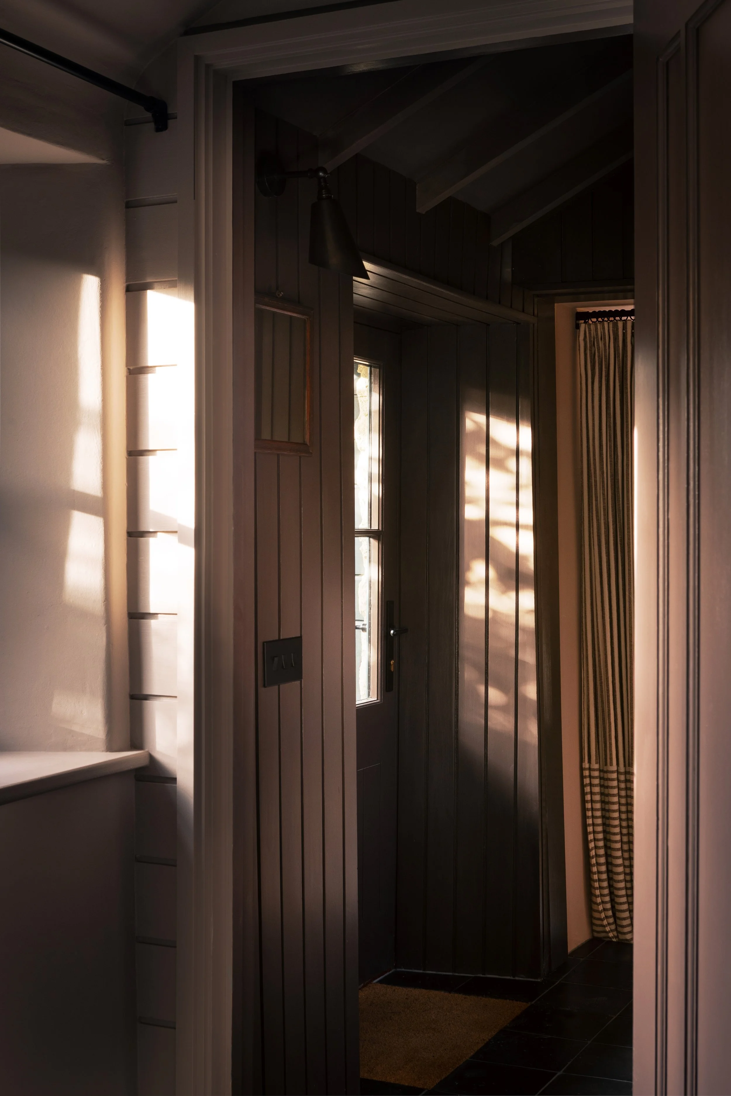 Contemporary residential architecture and countryside home design by Studio Tashima UK.