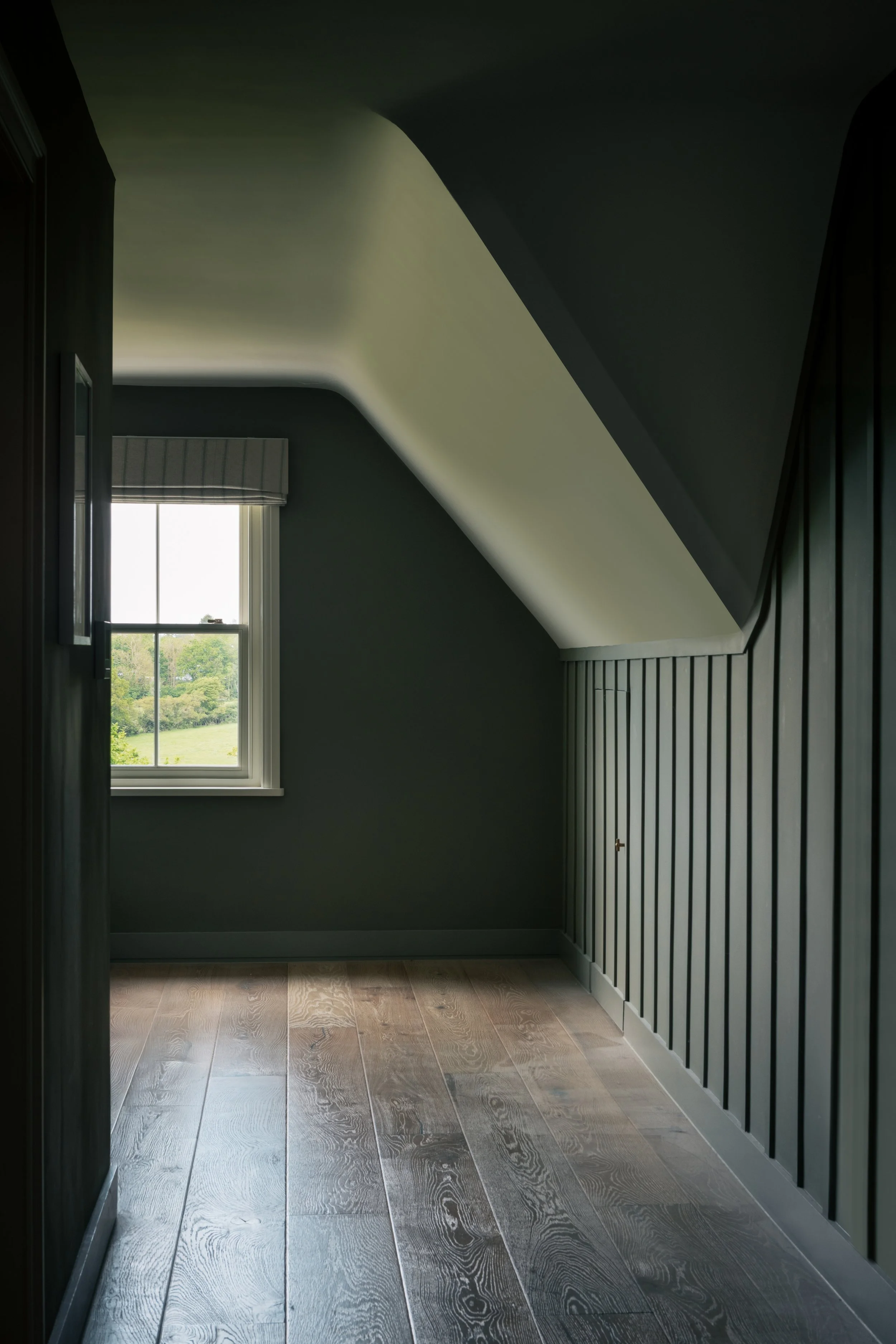 Transformation of an existing residential property in Hertfordshire, retaining the original home rather than demolishing and rebuilding.