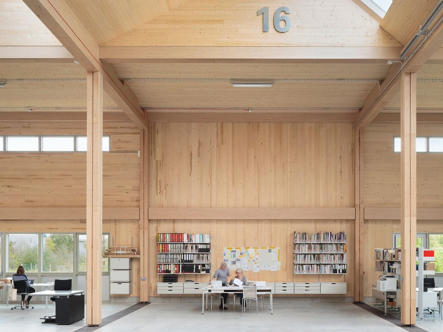 04A Vitsœ,-Royal-Leamington-Spa-(ID11416)-©Vitsoe Building Simply Amanda Spence Situated Studio.jpg