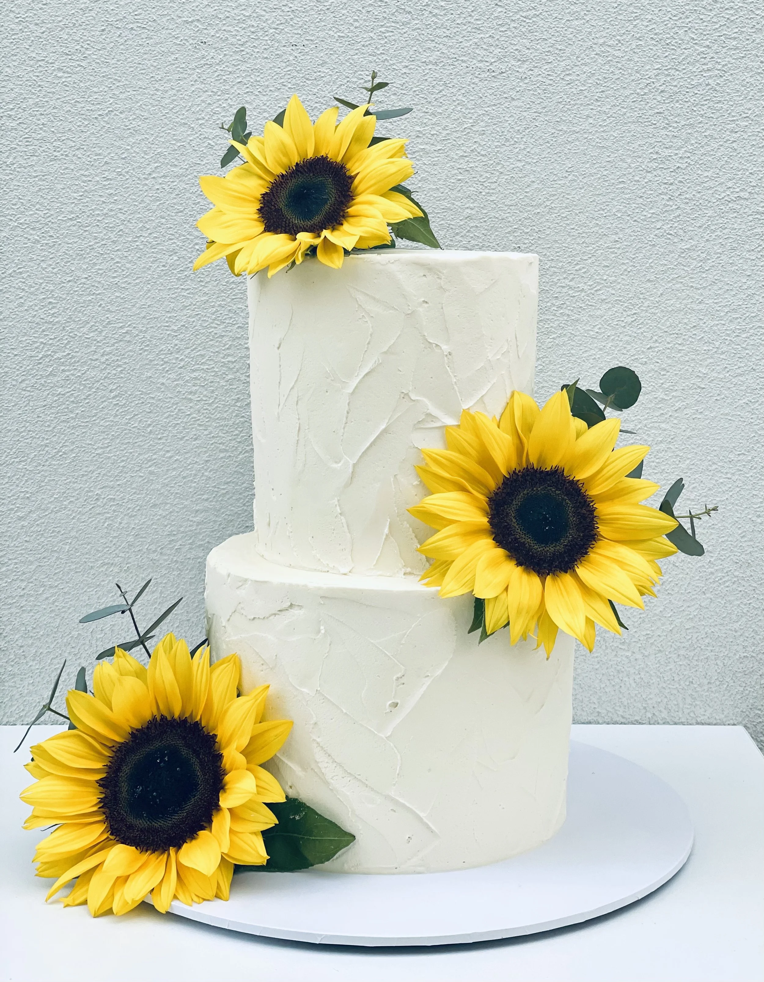 Sunflower Wedding Cake.JPG