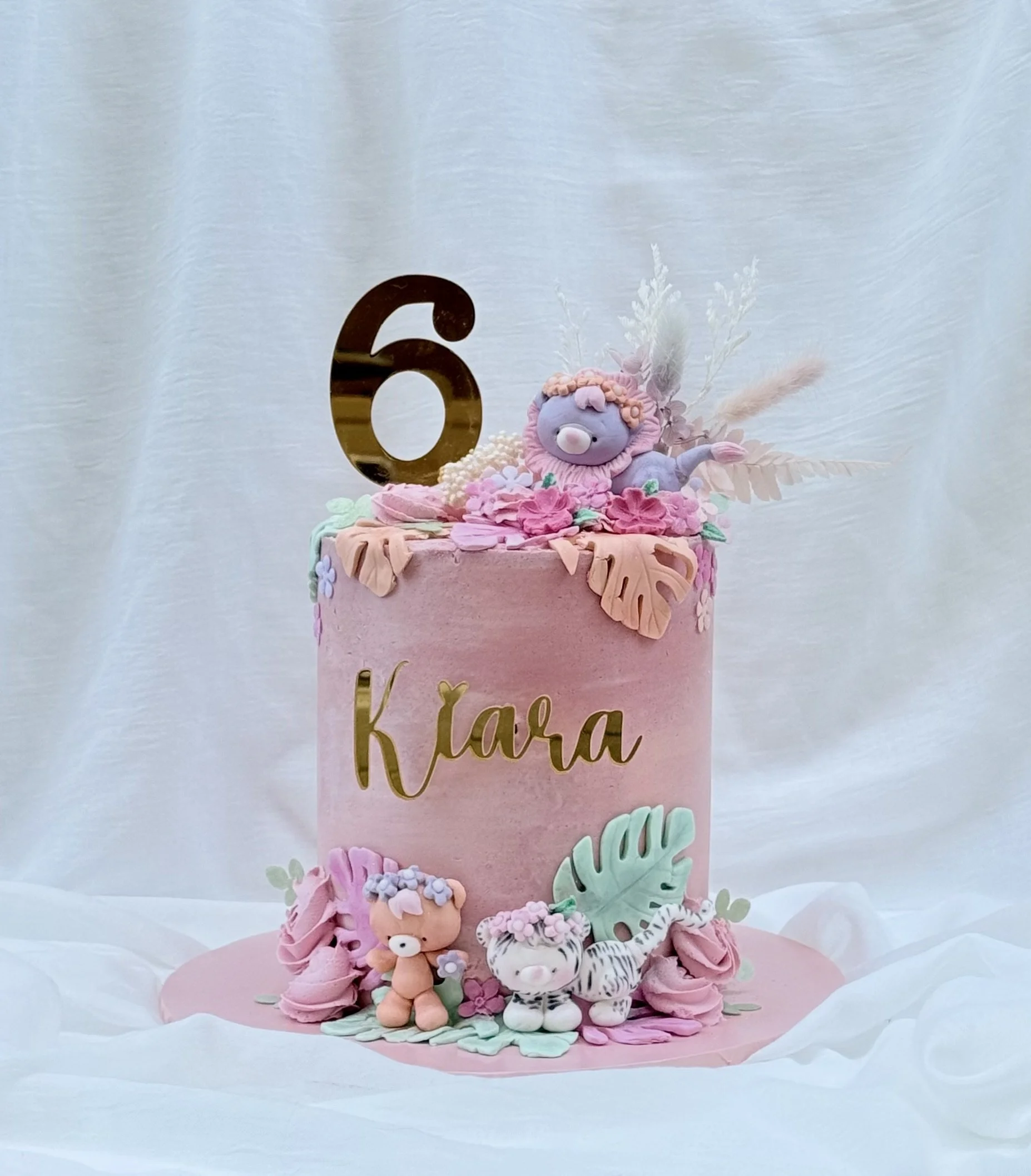 biscuit animal pastel girl cake.jpeg