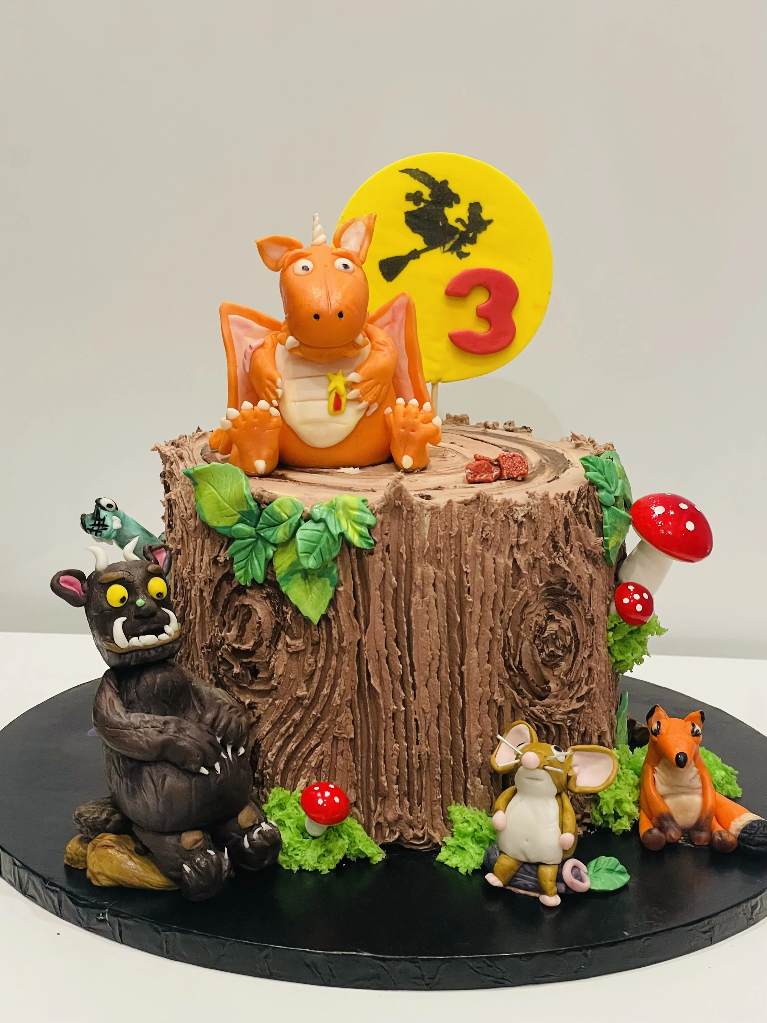Gruffalo Cake.JPG