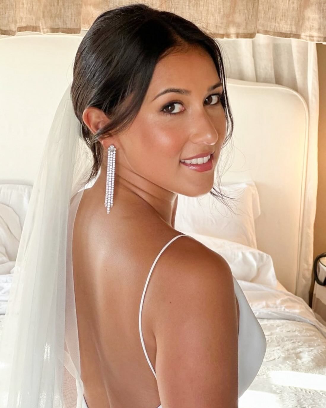 &ldquo;Samantha and her team were amazing! She did a wonderful job getting my girls and me ready for the big wedding day. She took into account everybody&rsquo;s special wishes and made everyone look just amazing. We also loved the products that she 