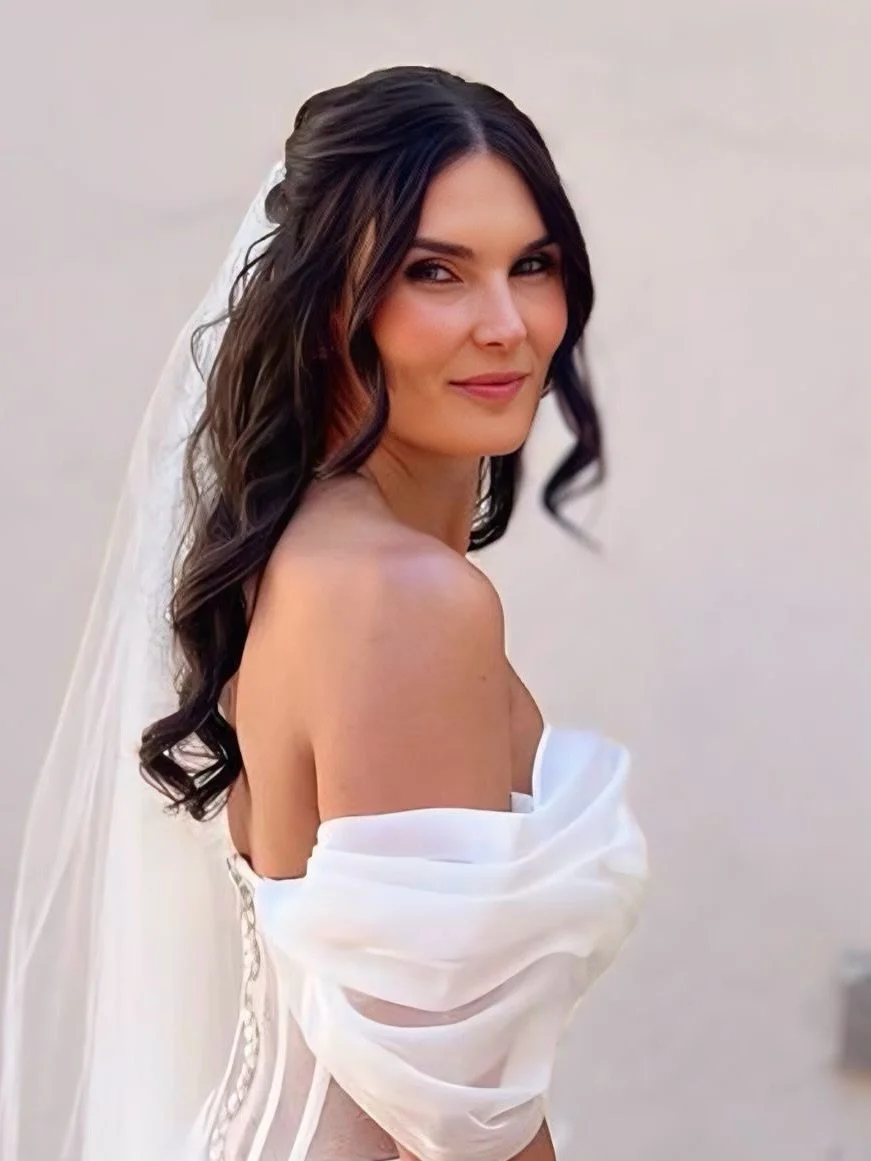 Soft curls, timeless beauty, and the warm glow of Puglia.✨For Mairead&rsquo;s stunning wedding at Masseria Villa Gioia, I created a romantic half-up hairstyle paired with luminous, natural glam to enhance her radiant features. An unforgettable bride 
