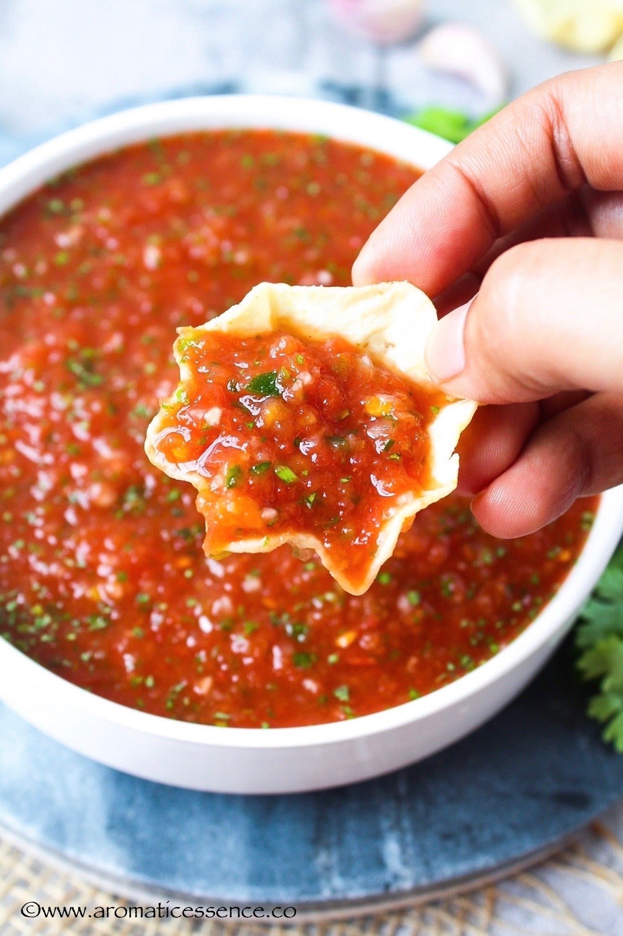 Homemade_salsa_restaurant_style_5.jpg