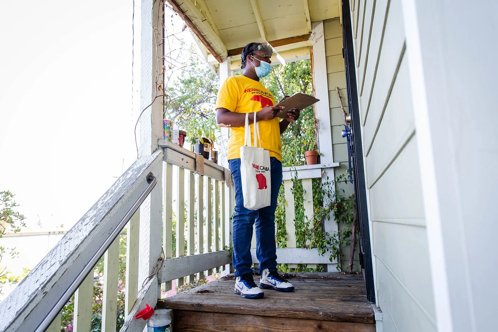 Sludge: Oakland Community Groups Launch Campaign to Fight Big Money in Elections