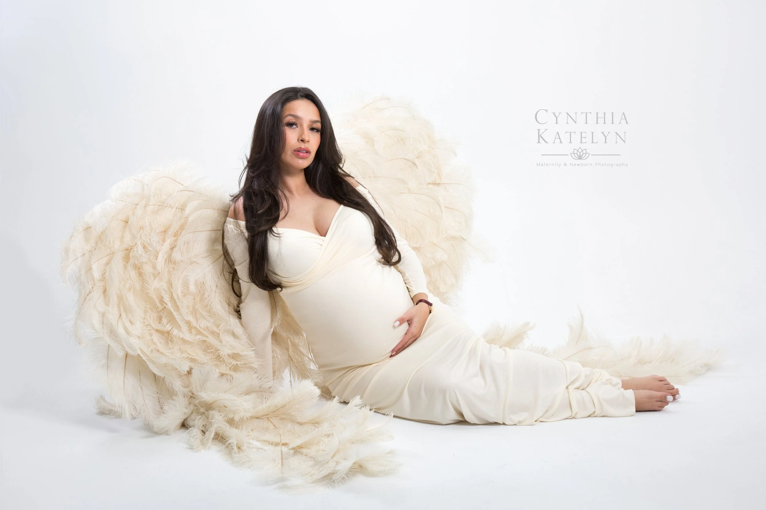 Cynthia Katelyn Temecula Murrieta Menifee Newborn Maternity Baby photographer photography photoshoot dress gown long studio lace tulle chiffon luxury top rated reviews best San Diego Orange County Riverside Corona Feather Angel Wings