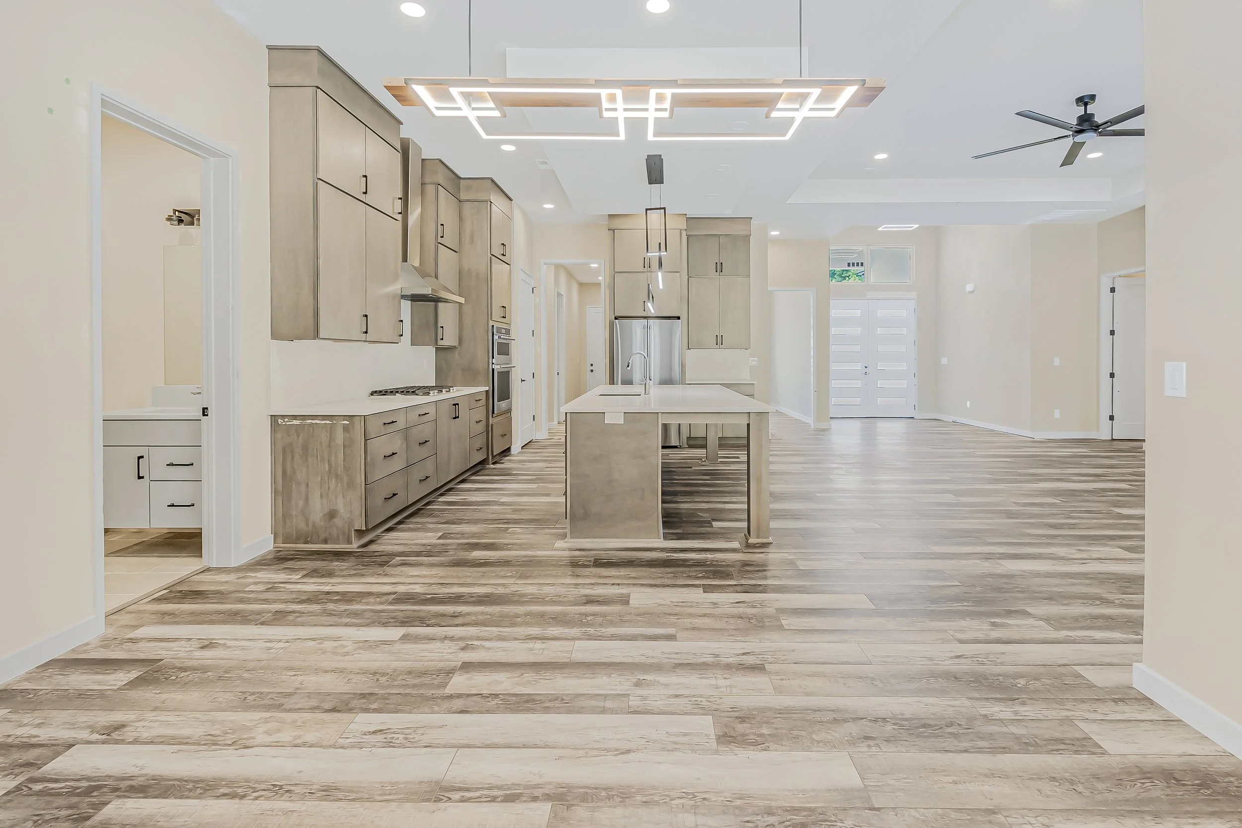 9700 Blackwelder7583.jpg