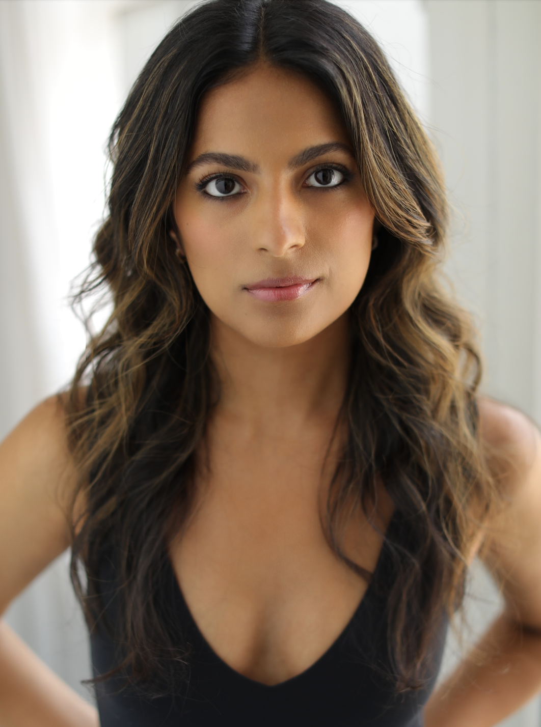 SANAH TAHILIANI HEADSHOT (1).png