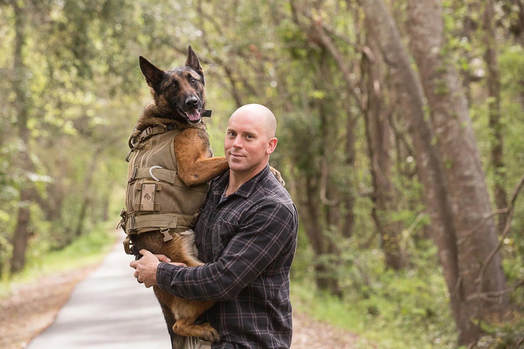 Gary Elbrecht & Lando Premiere Portait 1 Good Dogs of Service L6-62.jpg