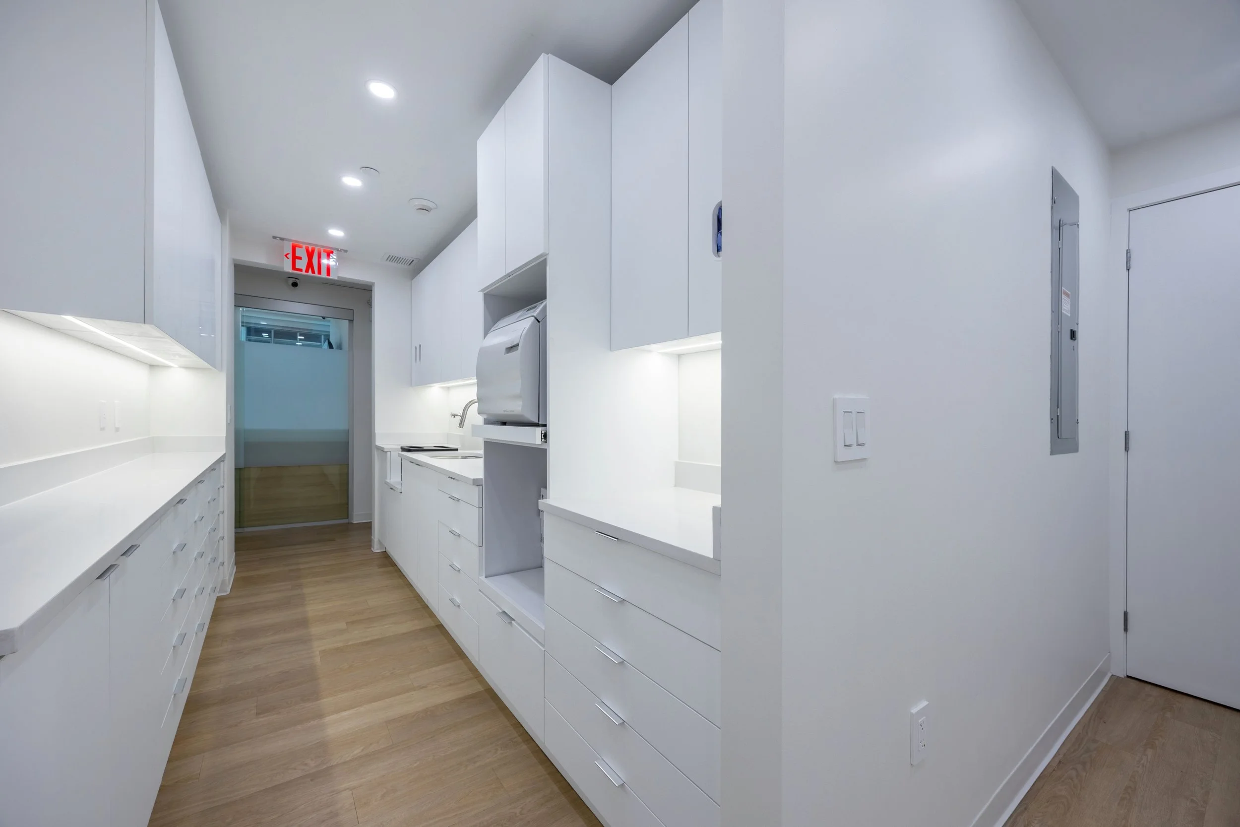 EU3A2768-HDR copy 2.jpg