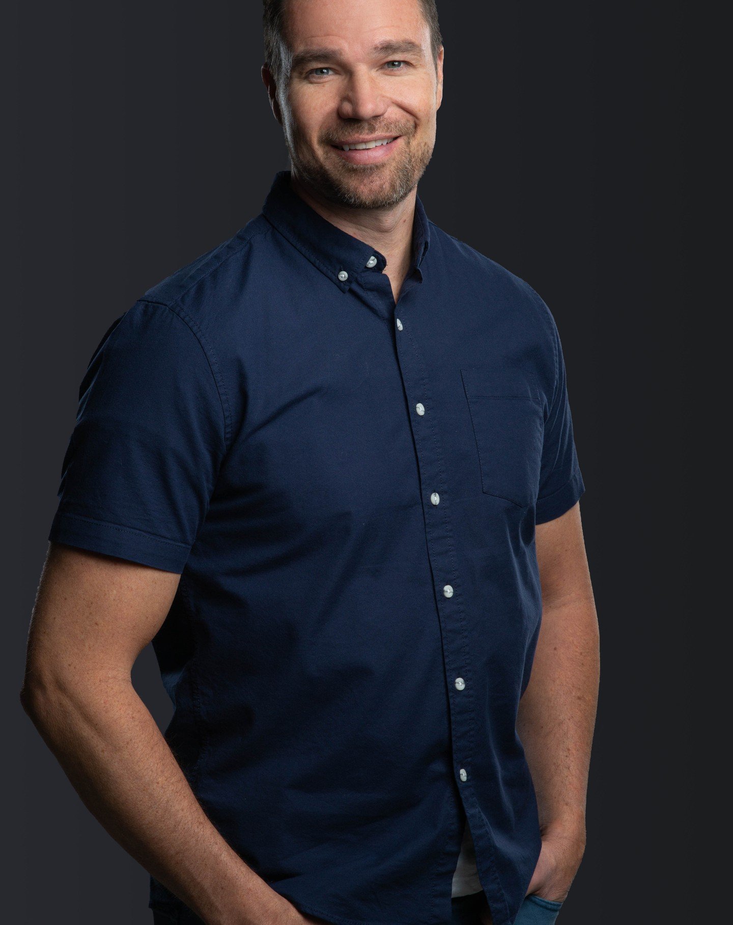 Whether you prefer a formal or more casual look, we possess the expertise to achieve the ideal outcome. 

BOOKING
Austin, TX - https://texasheadshotphotos.com/studio-headshots

#scoreheadshots #texasheadshot #portraits #businessprofessiong/portraits 