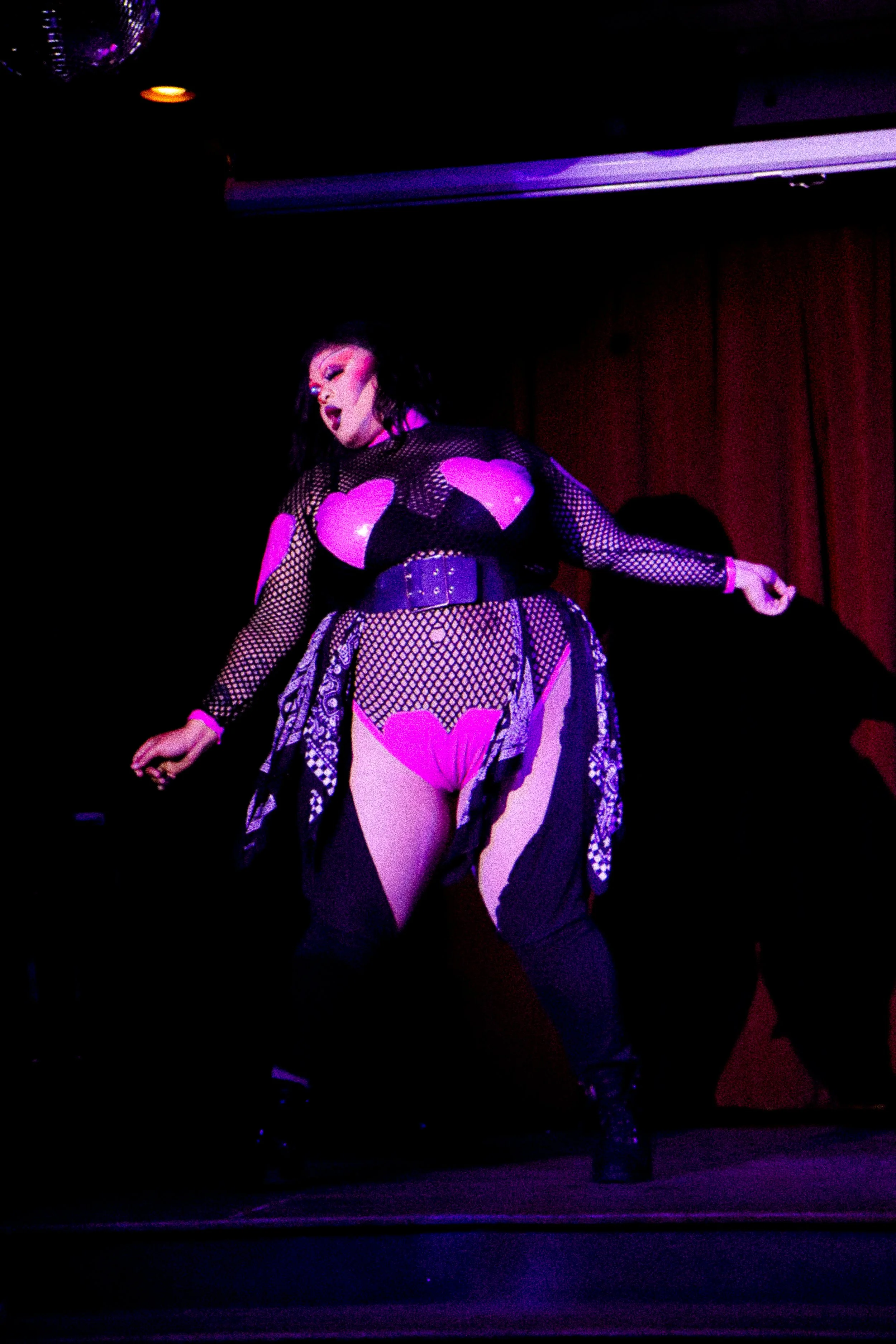 mxnobodyphilly-performance-edit-280.jpg