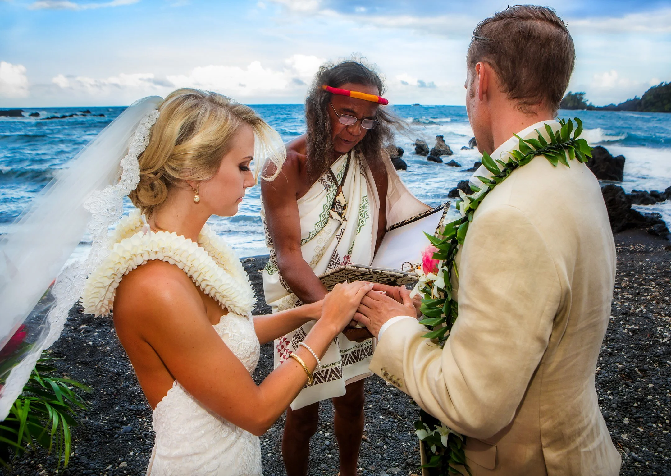 chris-ashley-hana-maui-palm-trees-wedding-hawaii.jpg