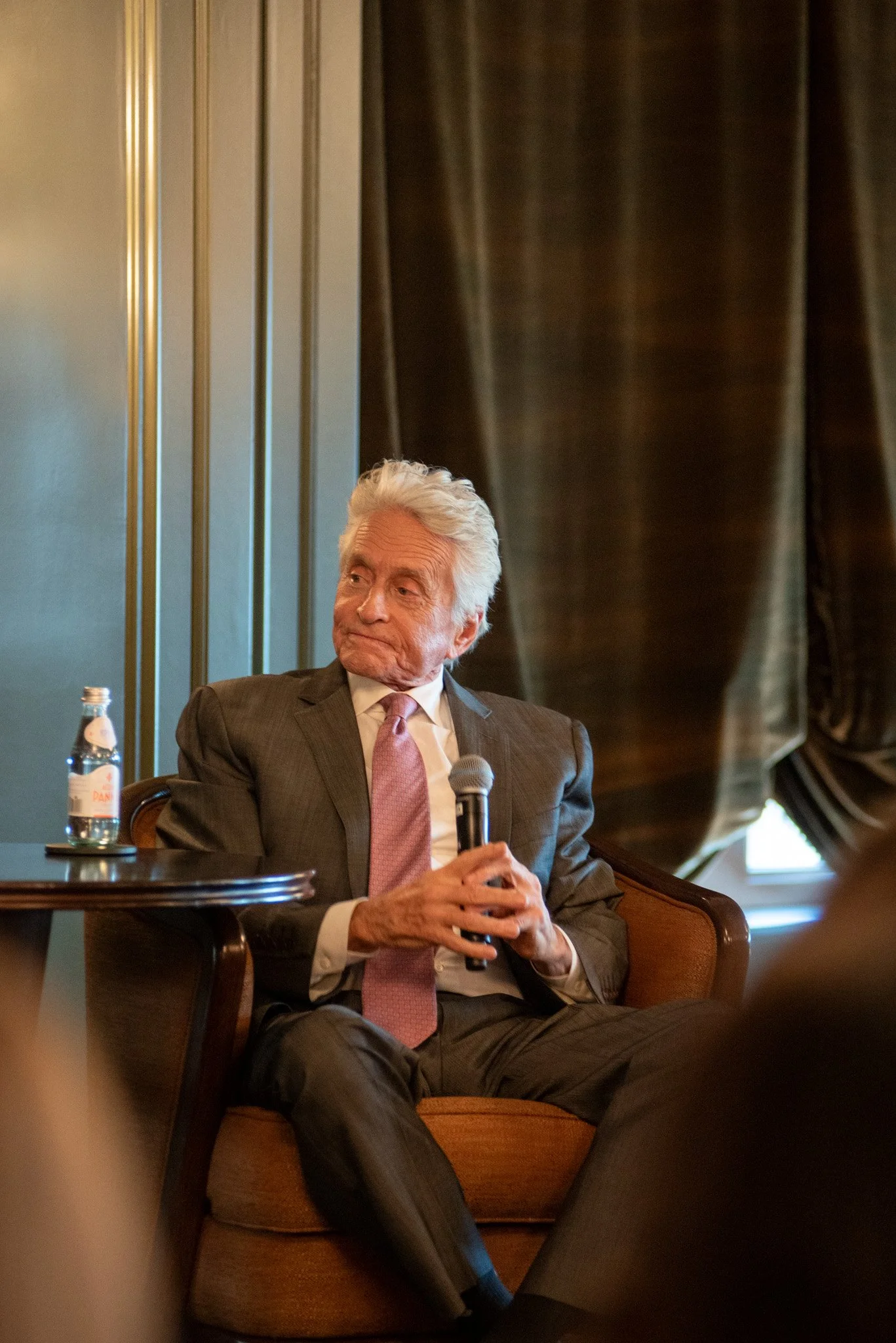 Michael-douglas-02.jpg
