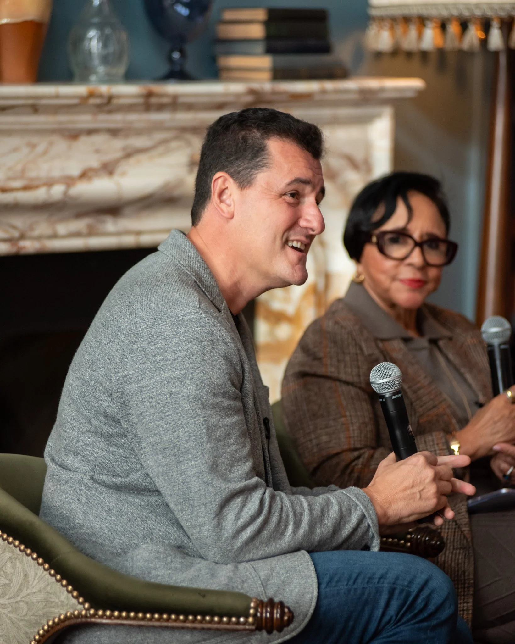 Book-talk-03.jpg
