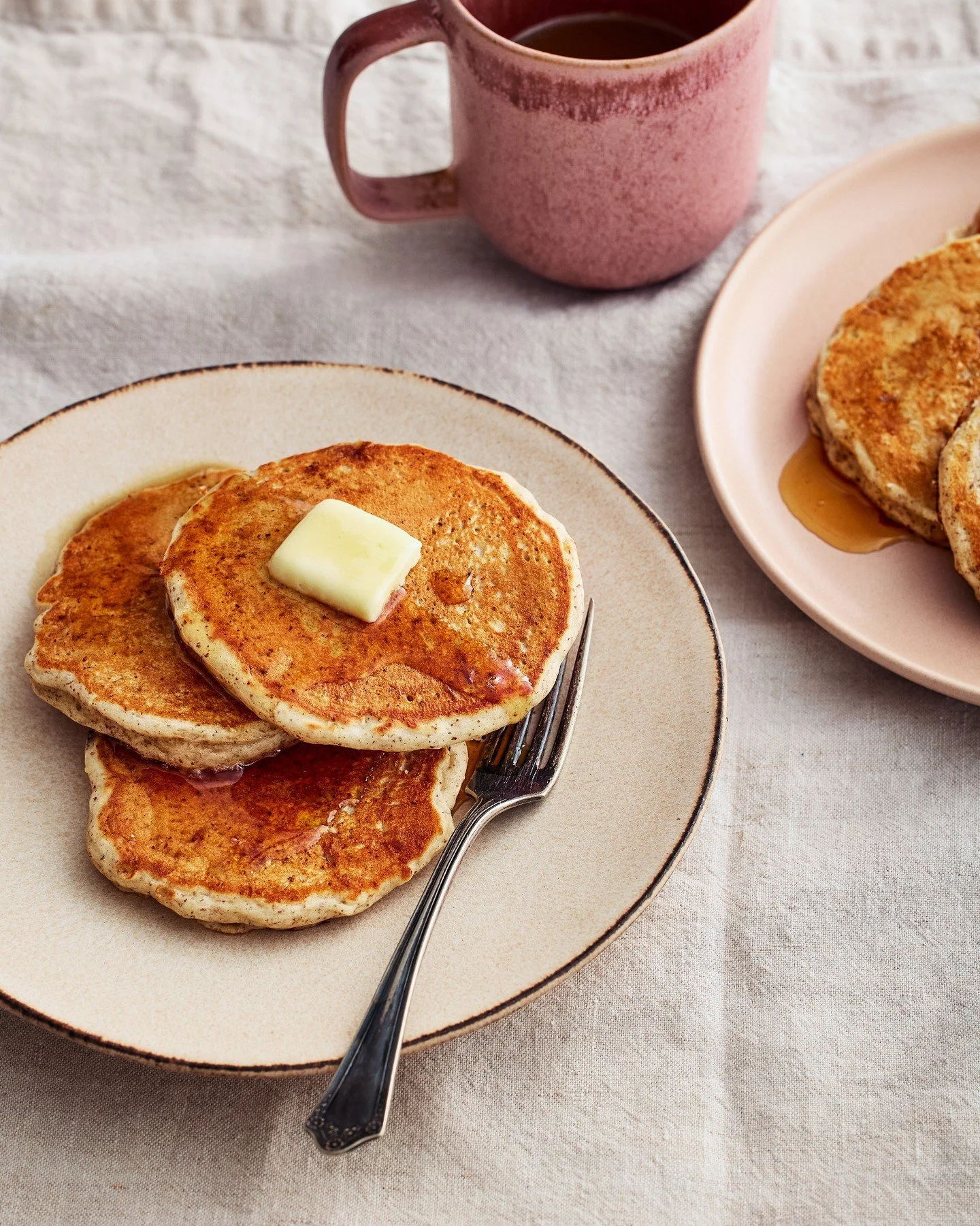 Je ne sais pas vous, mais il y a de ces matins magiques durant le cong&eacute; des f&ecirc;tes o&ugrave; la maison est encore calme, tout le monde en pyjama d&eacute;pass&eacute; midi, le papier d'emballage &eacute;parpill&eacute; partout...

Et l&rs
