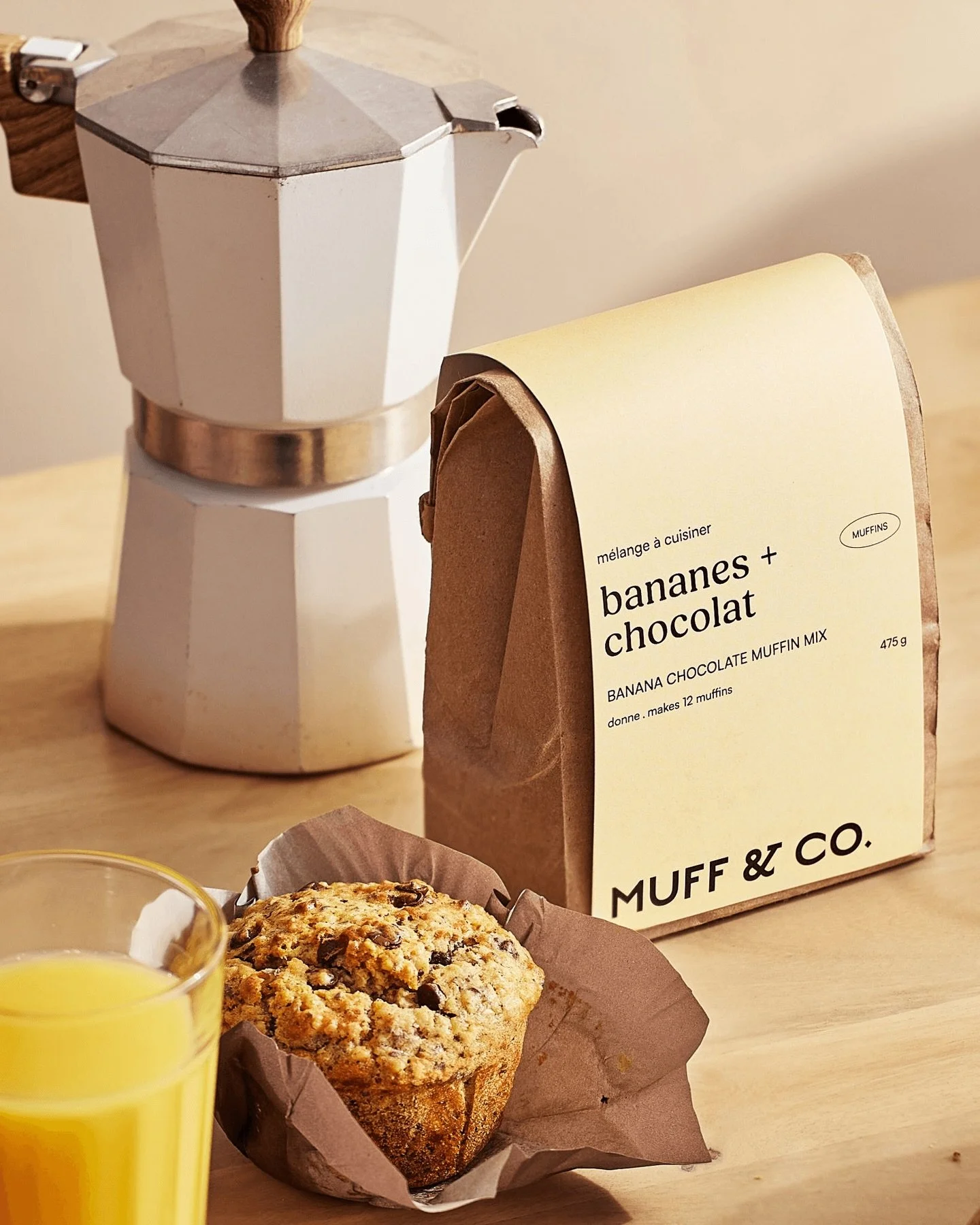 Des muffins maison en toute simplicit&eacute; 🧁💛

Il suffit de m&eacute;langer nos ingr&eacute;dients secs avec:
🥛 le lait de votre choix (ou une boisson v&eacute;g&eacute;tale)
🧈 et une huile de votre choix (ou du beurre fondu)

R&eacute;sultat 