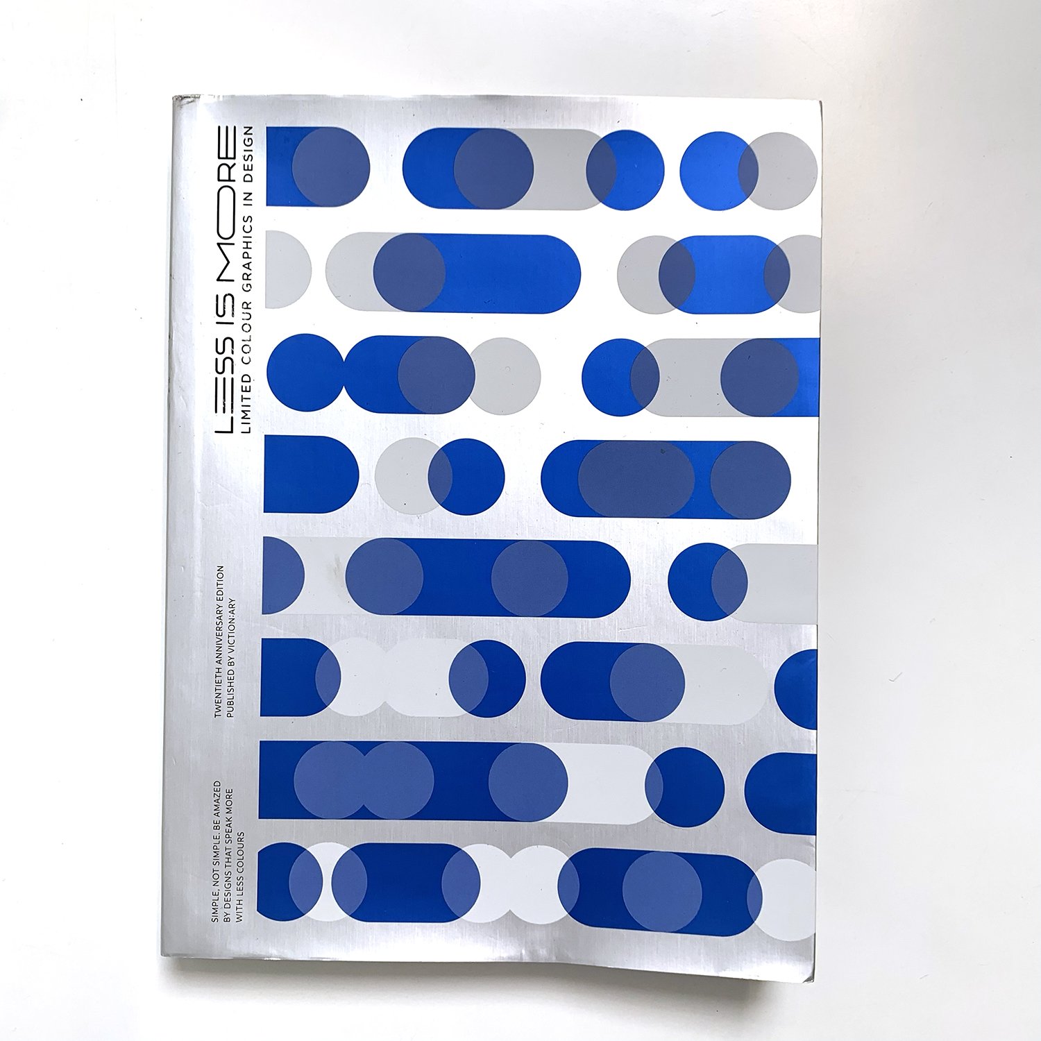 00Book_LessIsMore_LimitedColourGraphicsInDesign.jpg