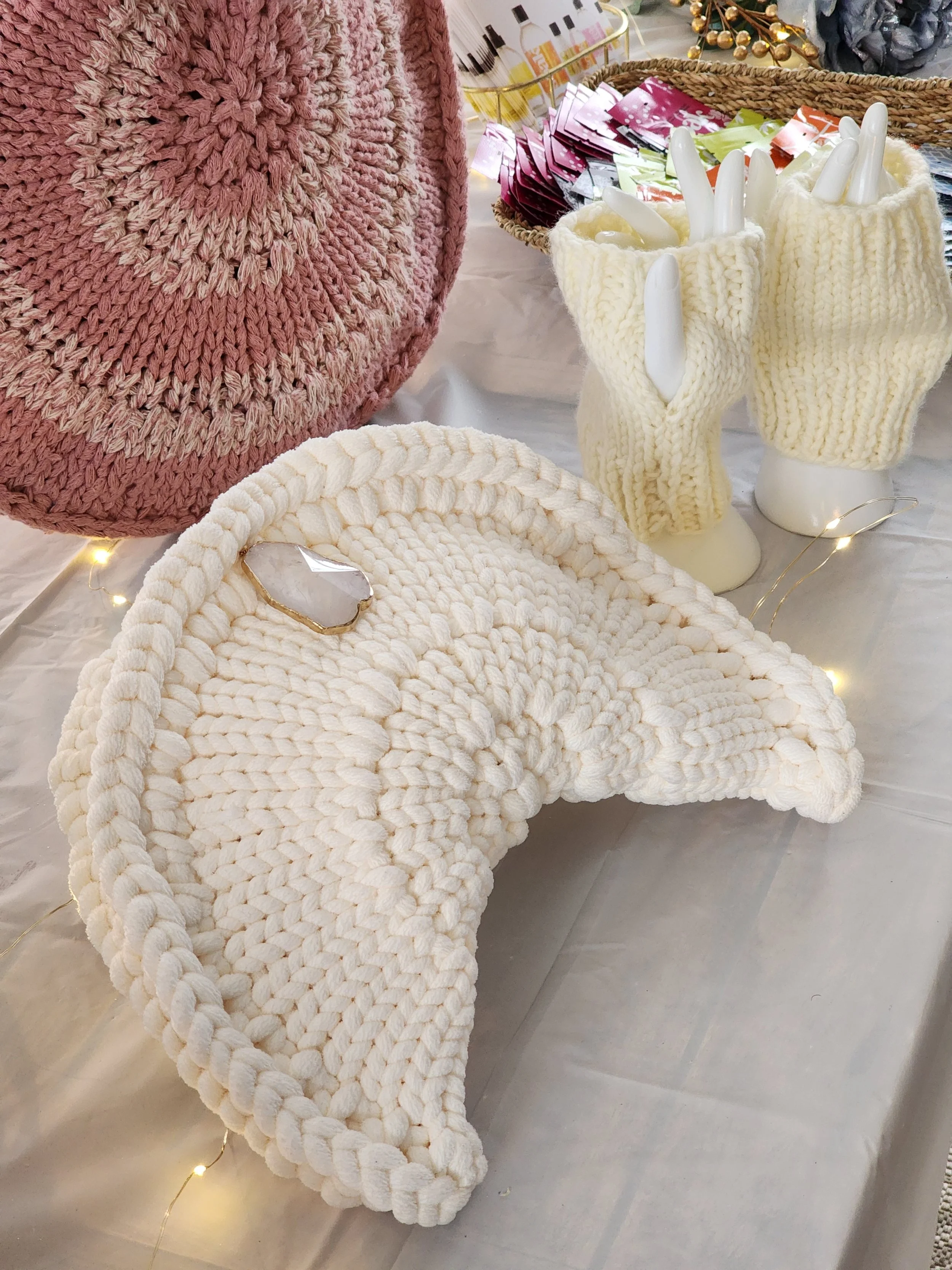 fortuknit Marshmallow World Clutch